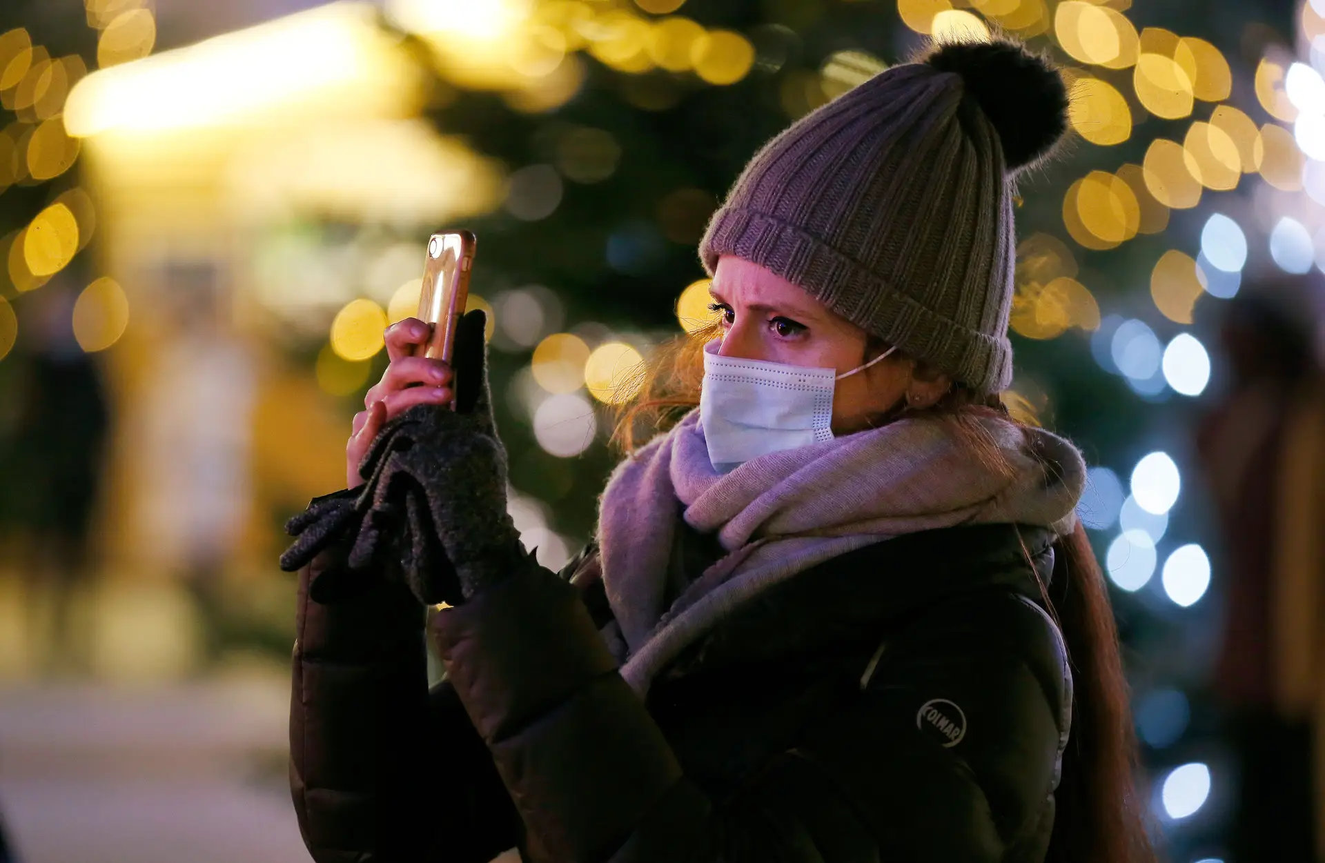 Europa teme contágios durante o Natal e avança com restrições