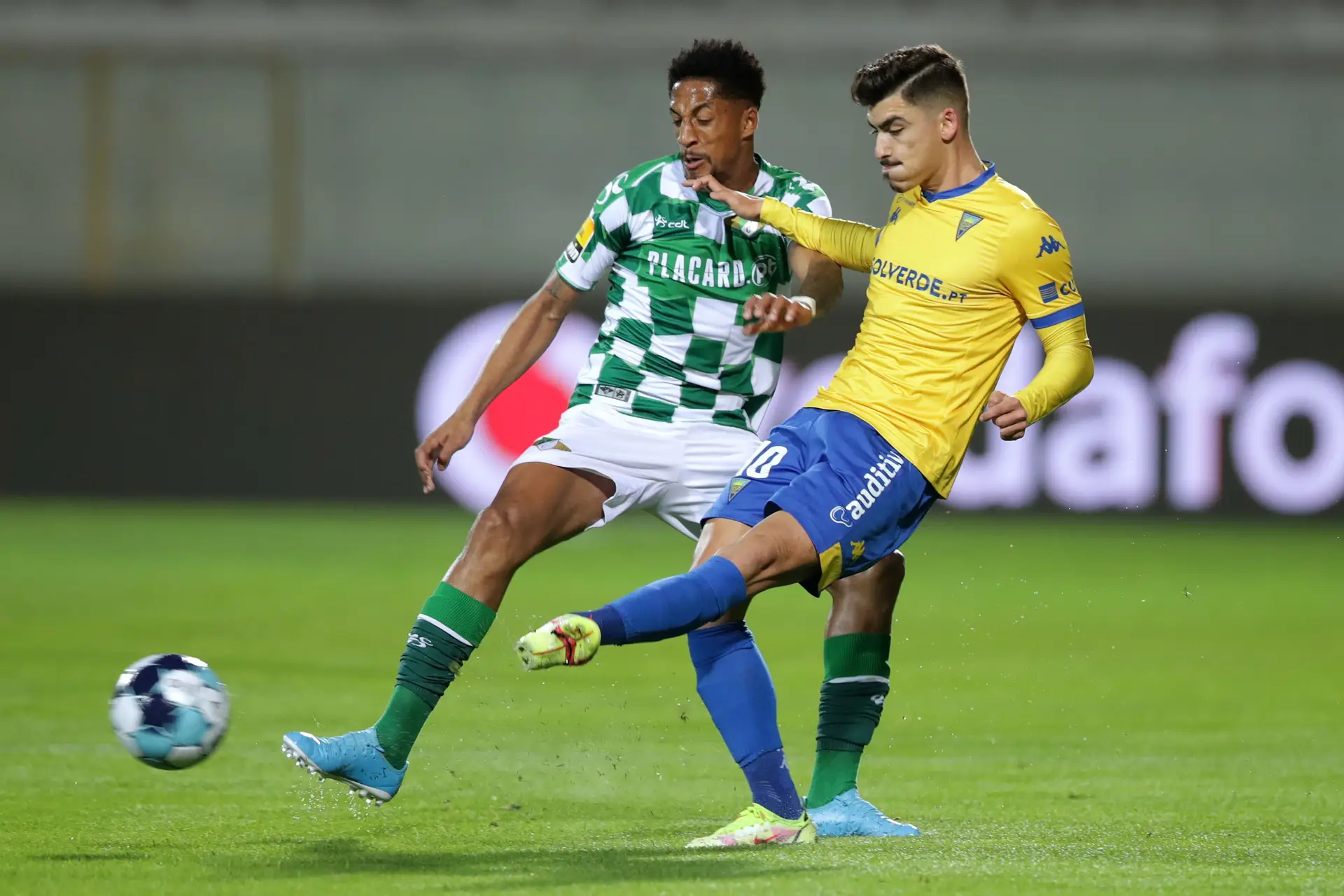 Moreirense e Rio Ave empatam a um golo em Moreira de Cónegos