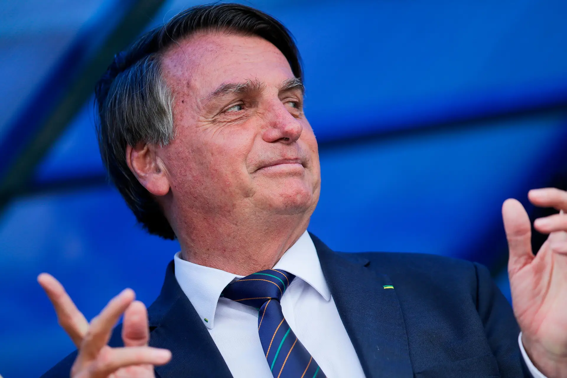 Bolsonaro garante que a filha de 11 anos não será vacinada contra a covid-19