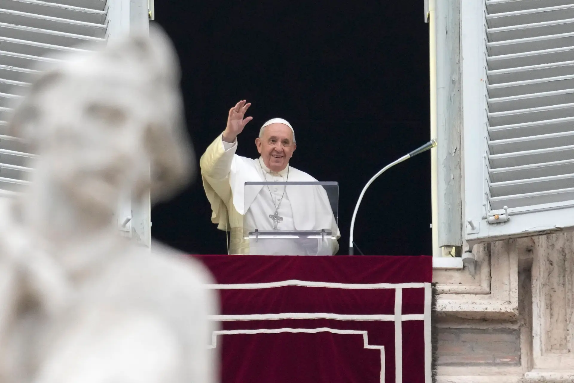 Papa considera perseguição de minorias religiosas um “ato inaceitável e desumano”