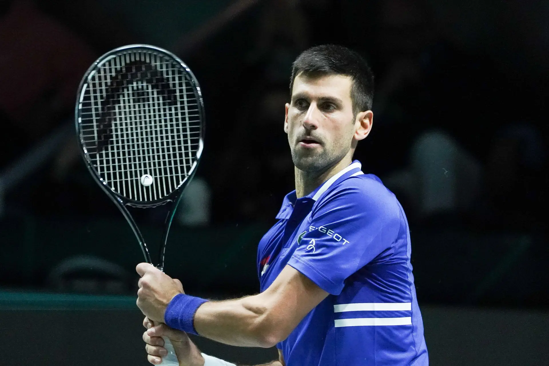 Primeiro-ministro australiano admite enviar Djokovic “para casa no primeiro avião”