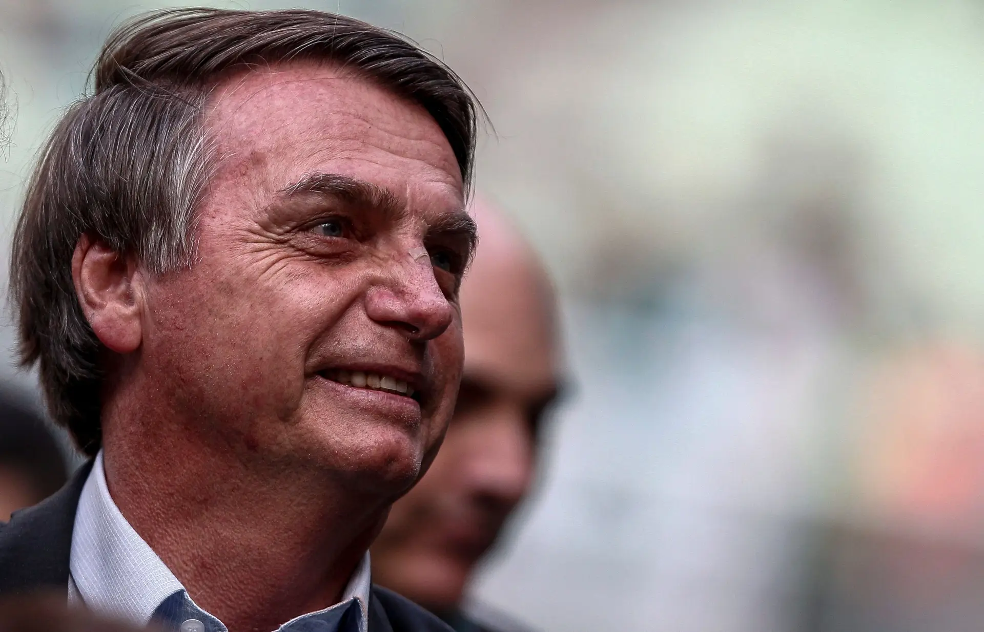 “Não estou de férias”: Bolsonaro nega uso político do internamento