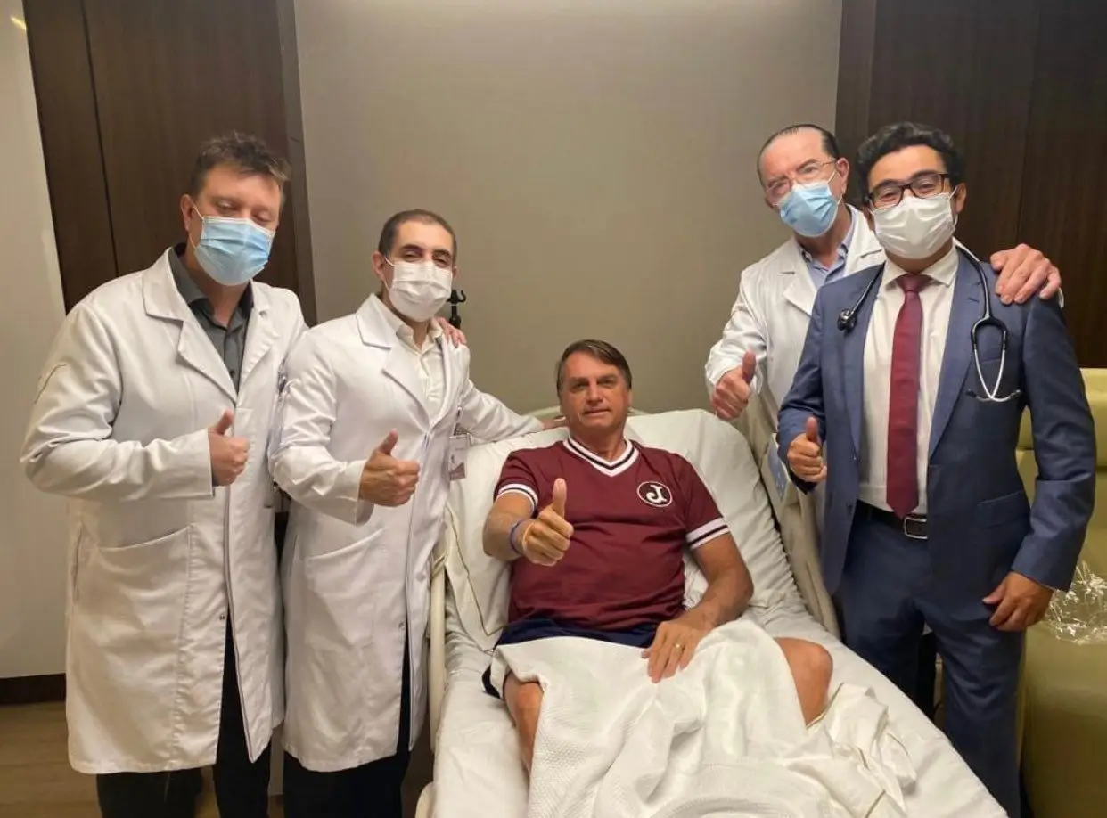 A saída de Jair Bolsonaro do hospital: “A vida segue”