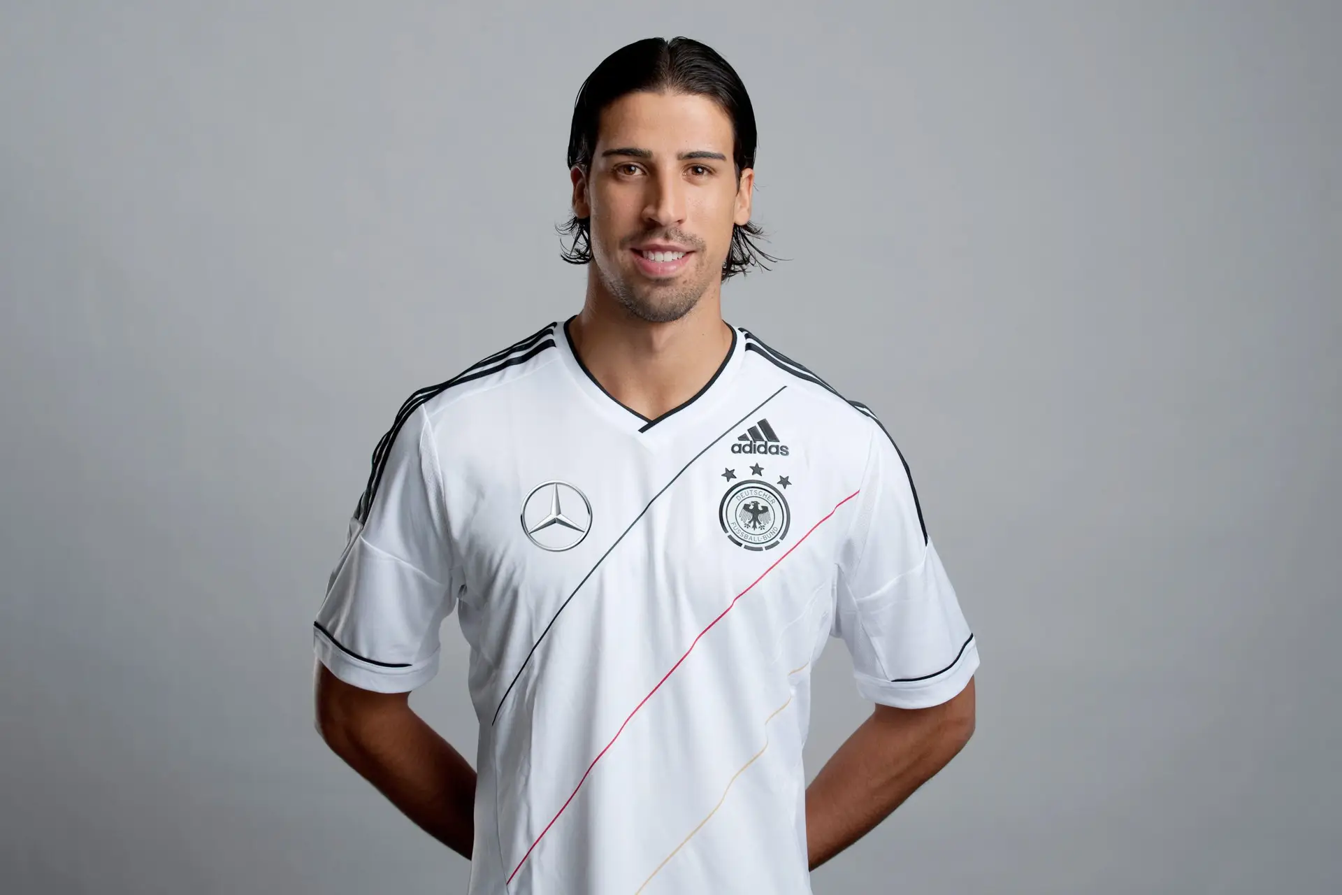 Khedira acredita que Ronaldo pode voltar a vencer prémio de melhor do mundo