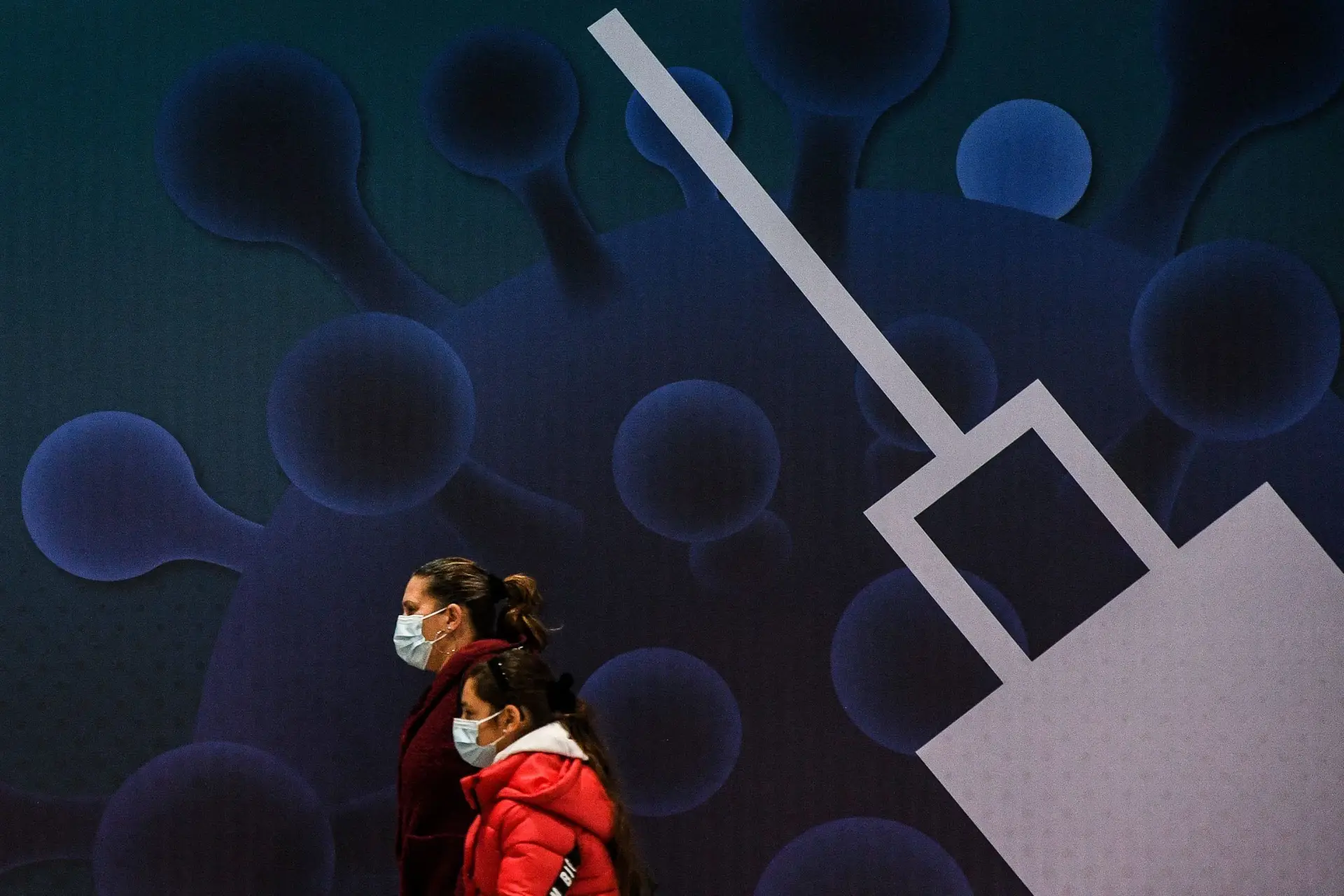 Covid-19: publicada resolução que altera medidas para conter propagação da pandemia