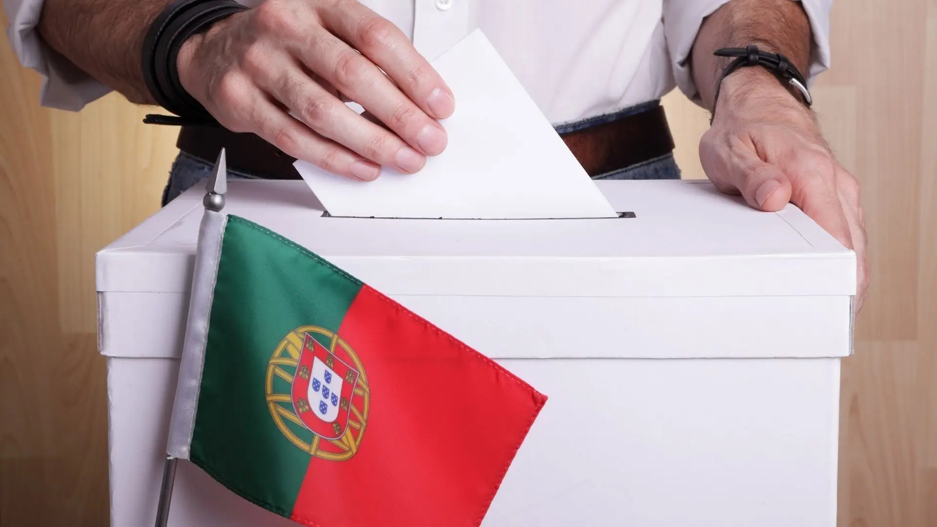 Legislativas: voto antecipado vai custar perto de 700 mil euros ao Estado