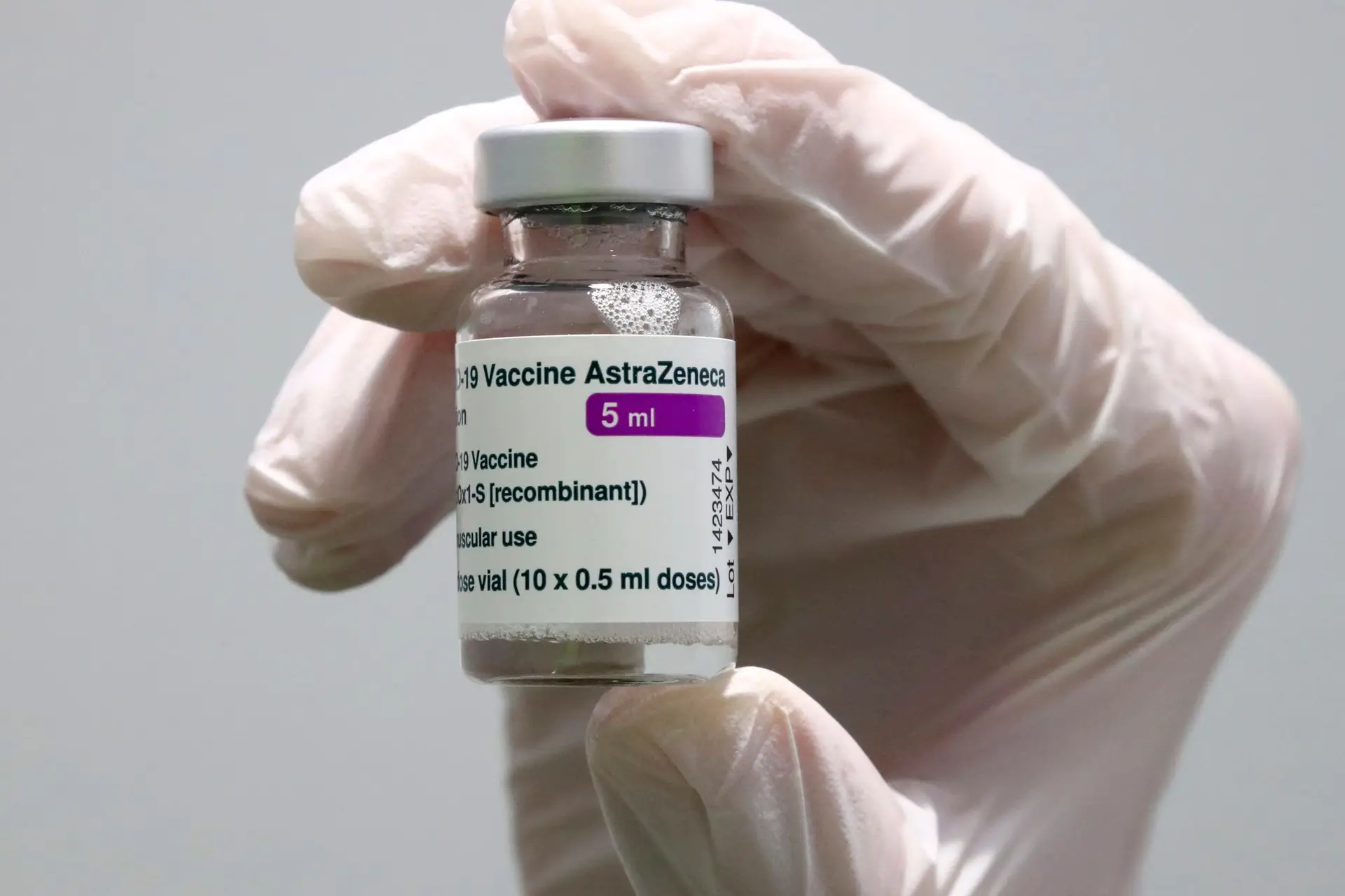 Covid-19: estudo mostra que reforço com AstraZeneca confere elevada resposta imunitária