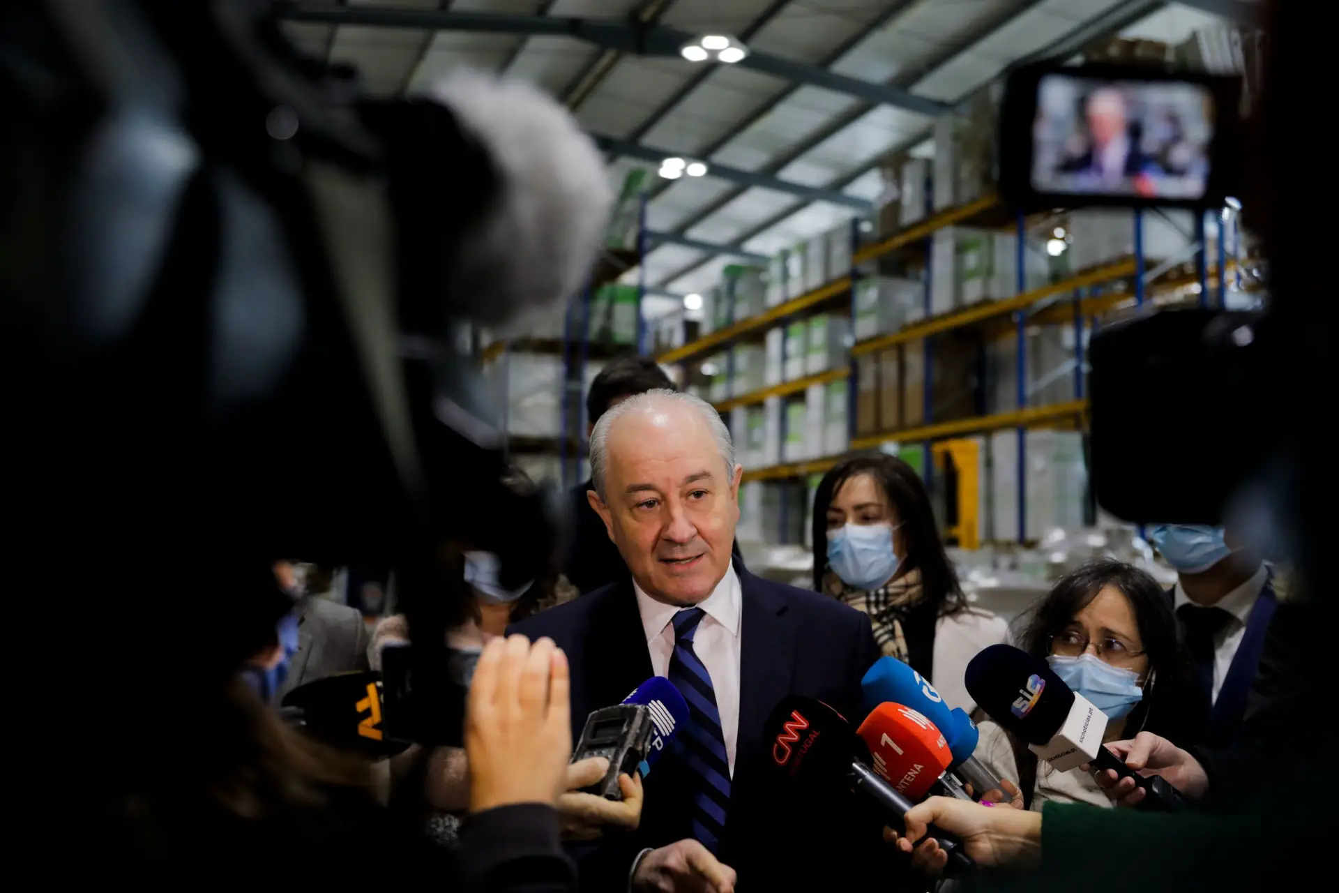 Classe média é a que tem levado “mais pancada” com governação PS, diz Rio
