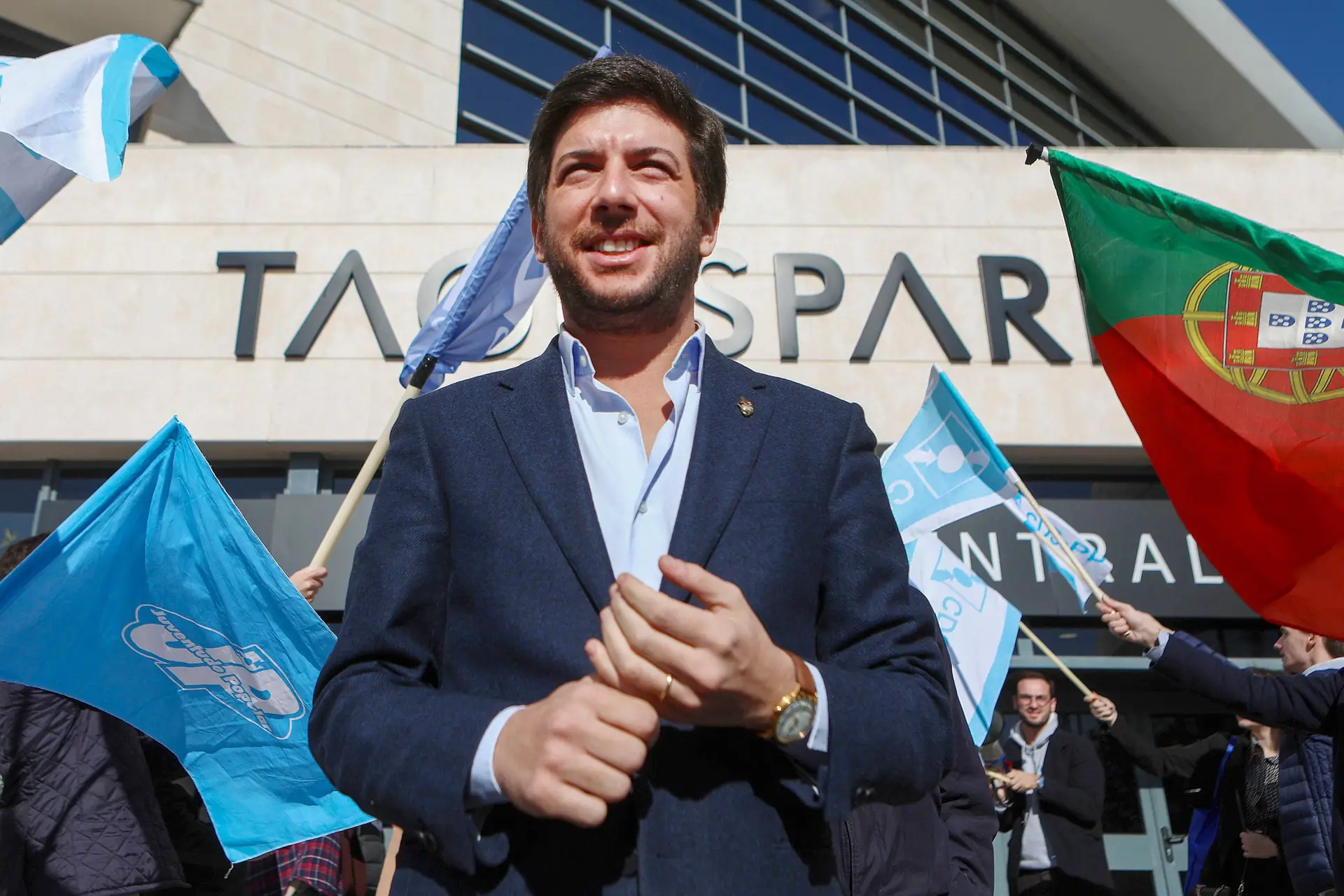 CDS diz que Costa é candidato “à época de recurso”
