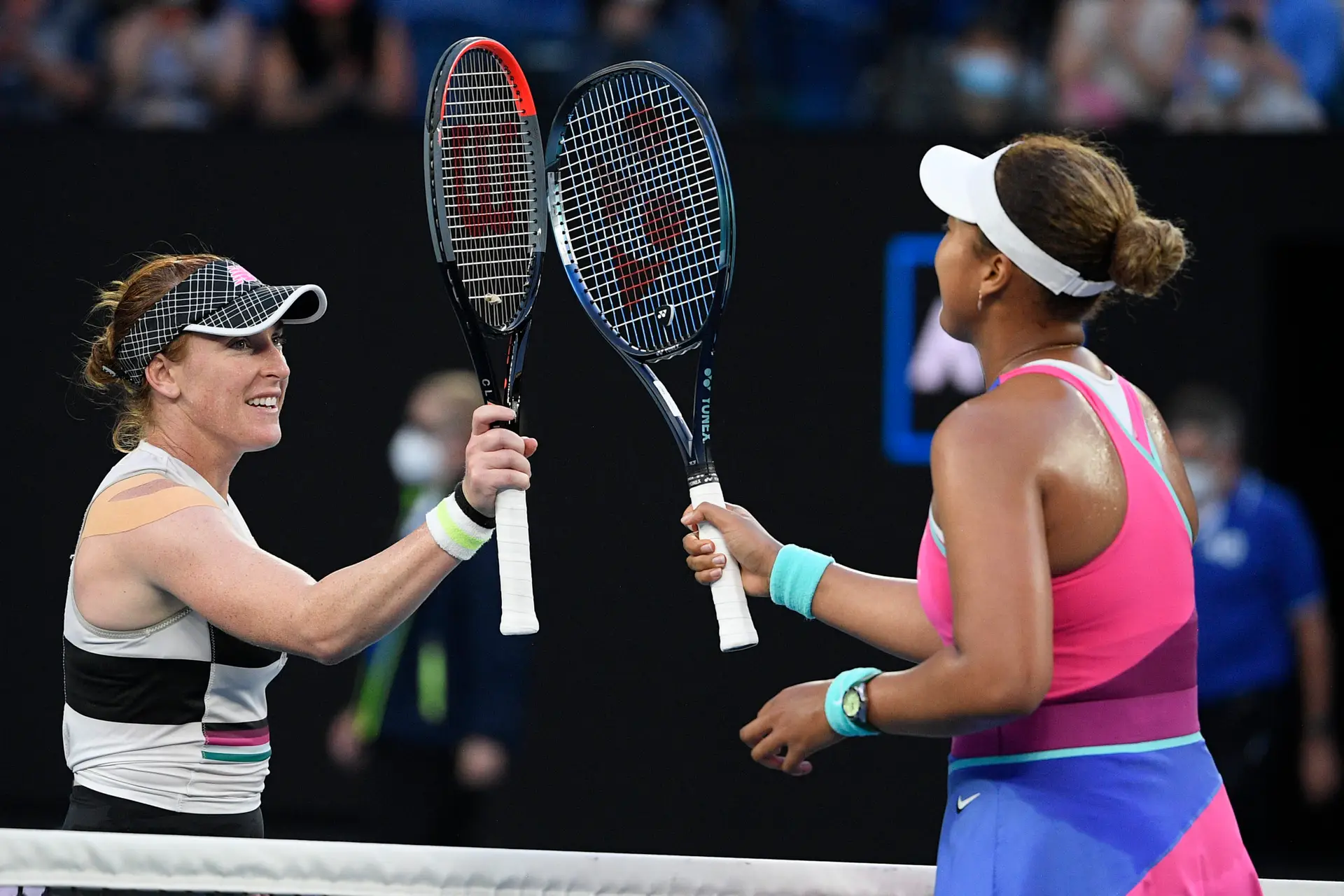 Campeã Naomi Osaka segue para a terceira ronda do Open da Austrália