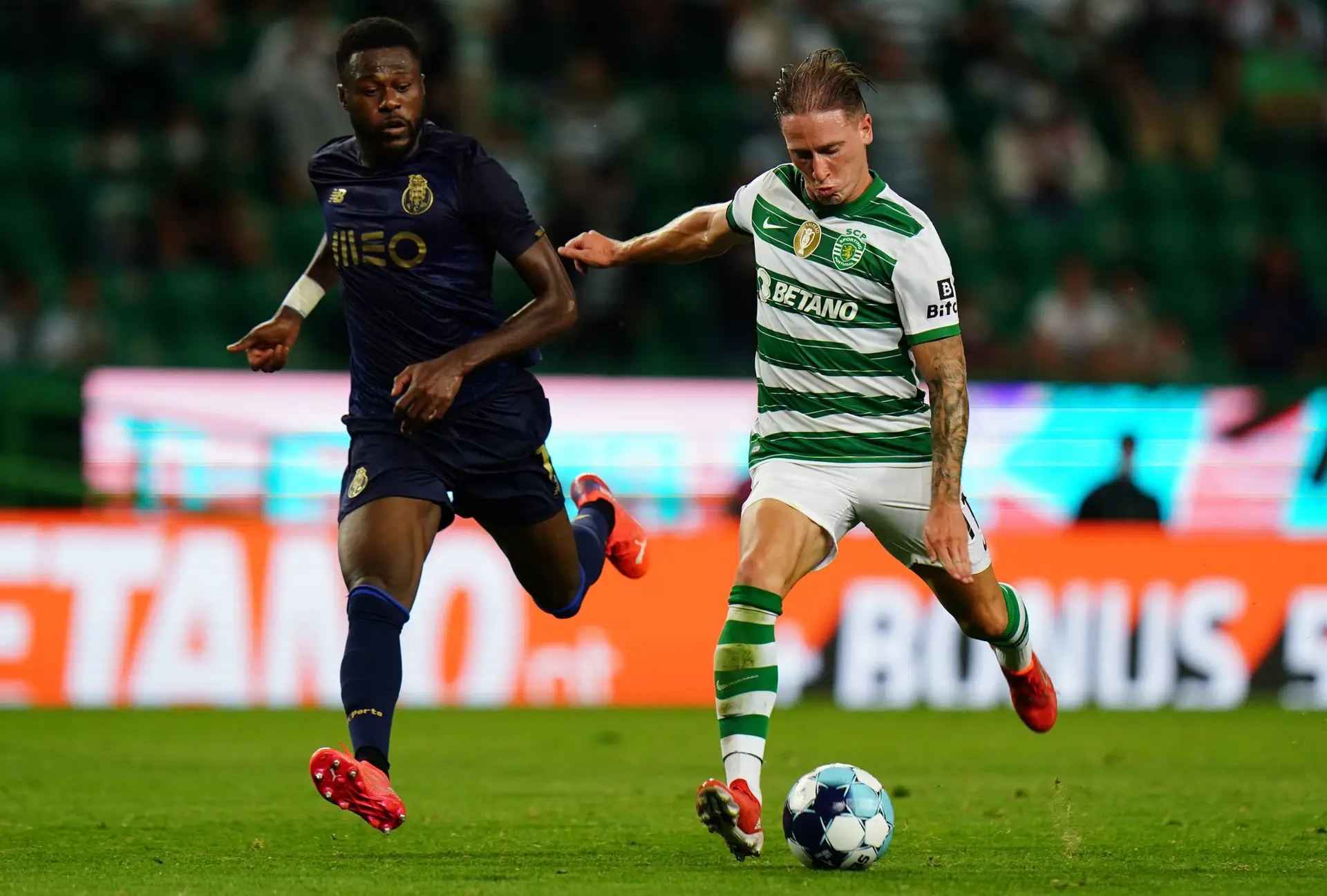 FC Porto-Sporting numa sexta-feira que antecede semana europeia