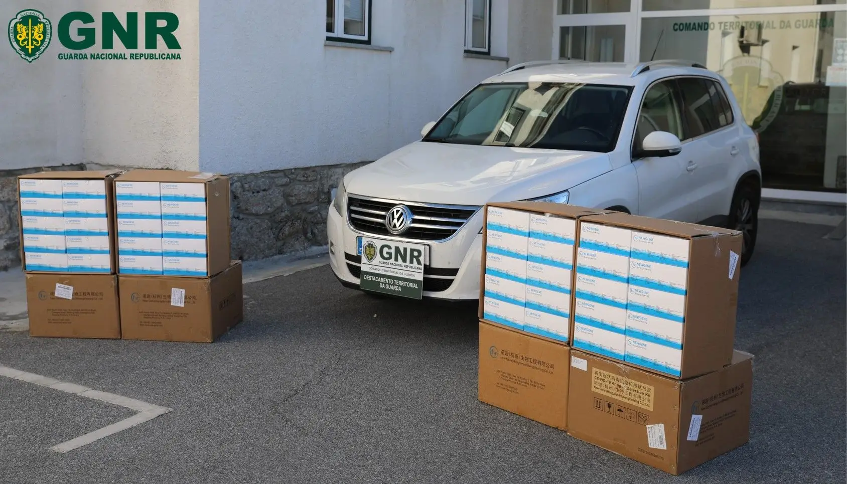 Dois detidos pela GNR em Almeida por furto de quatro mil testes de covid-19 em Aveiro