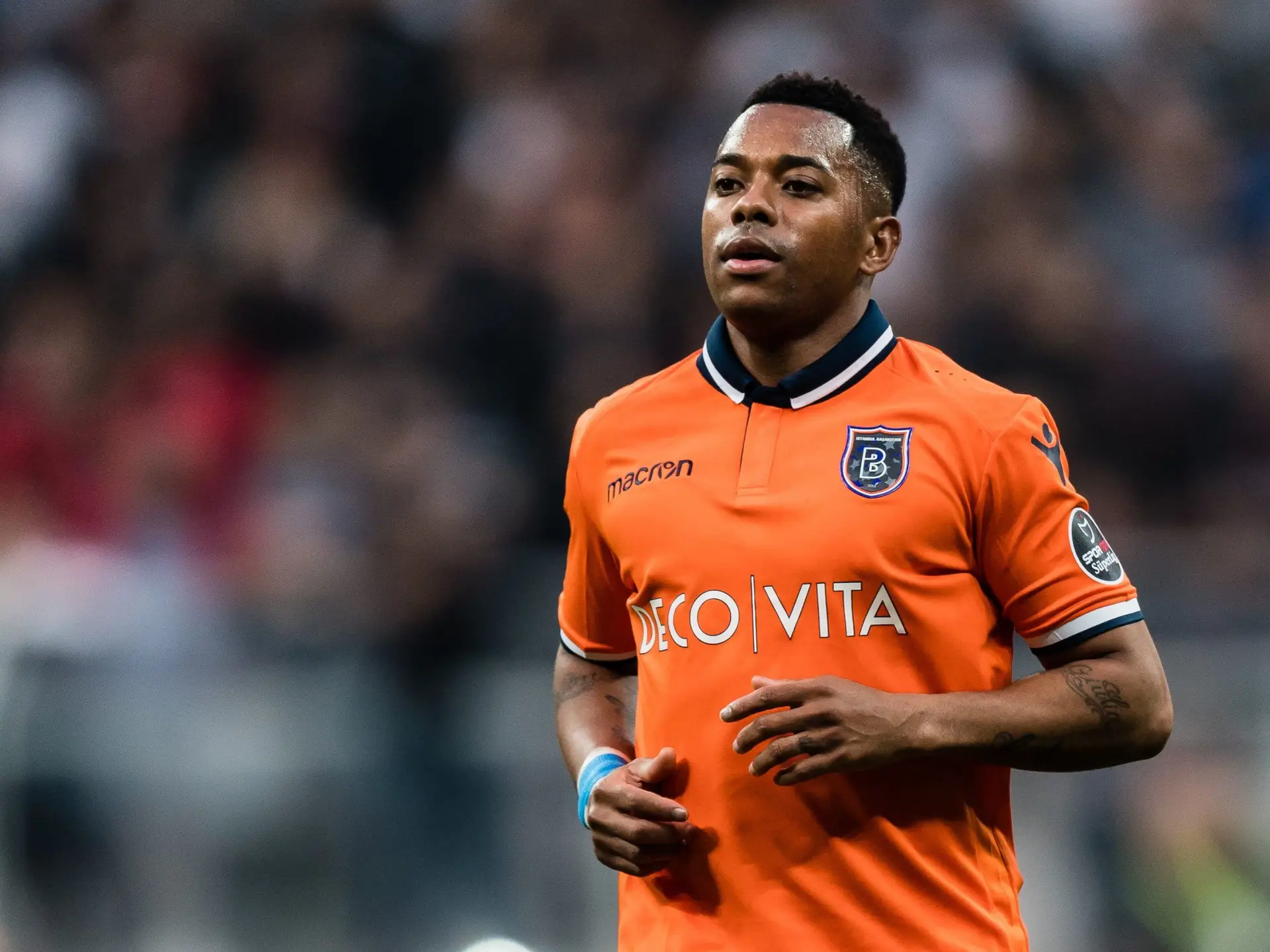 Tribunal nega recurso a ex-jogador Robinho e avança com condenação por violação