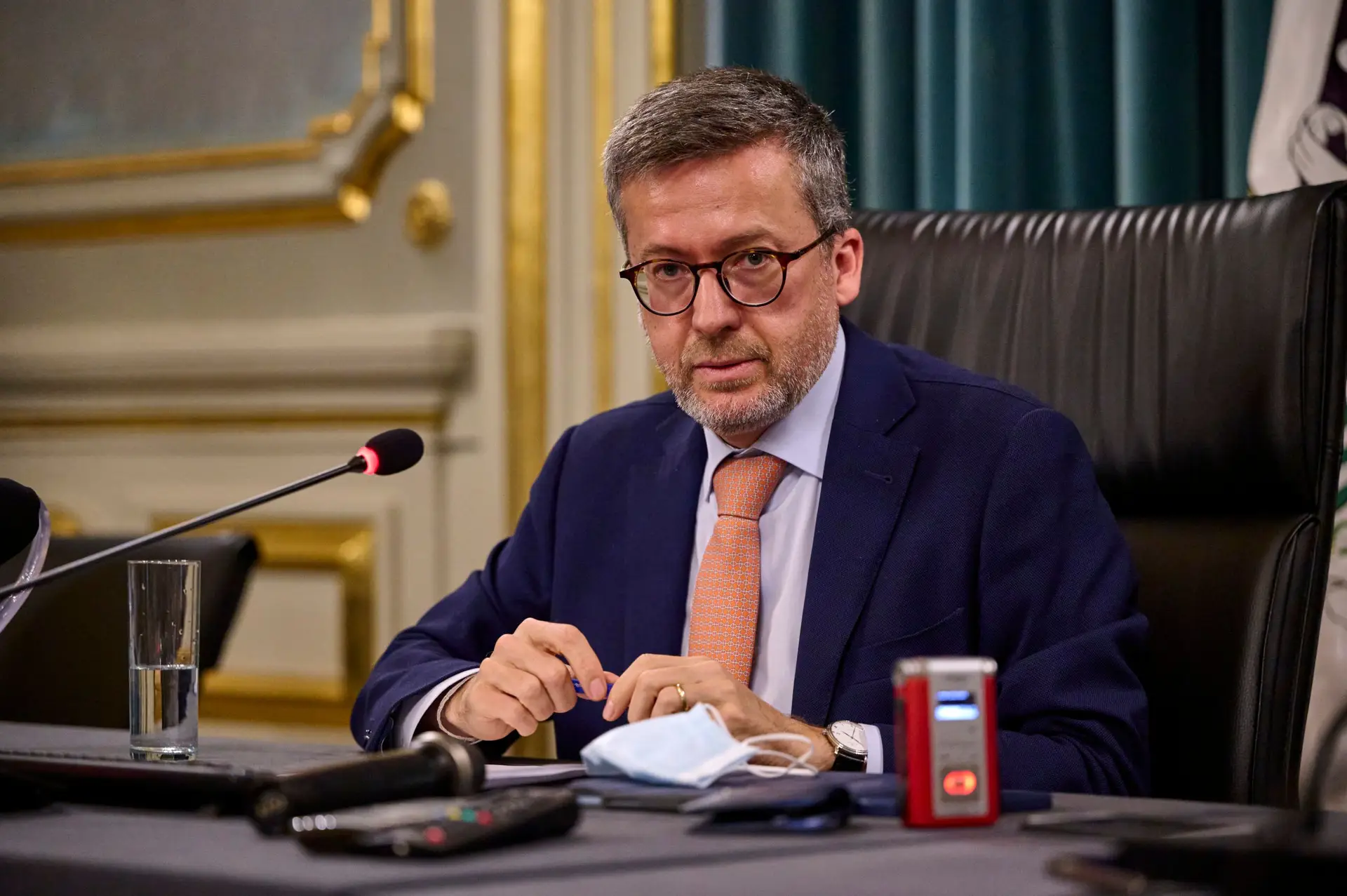 Carlos Moedas prevê retomar votação do orçamento segunda ou terça-feira