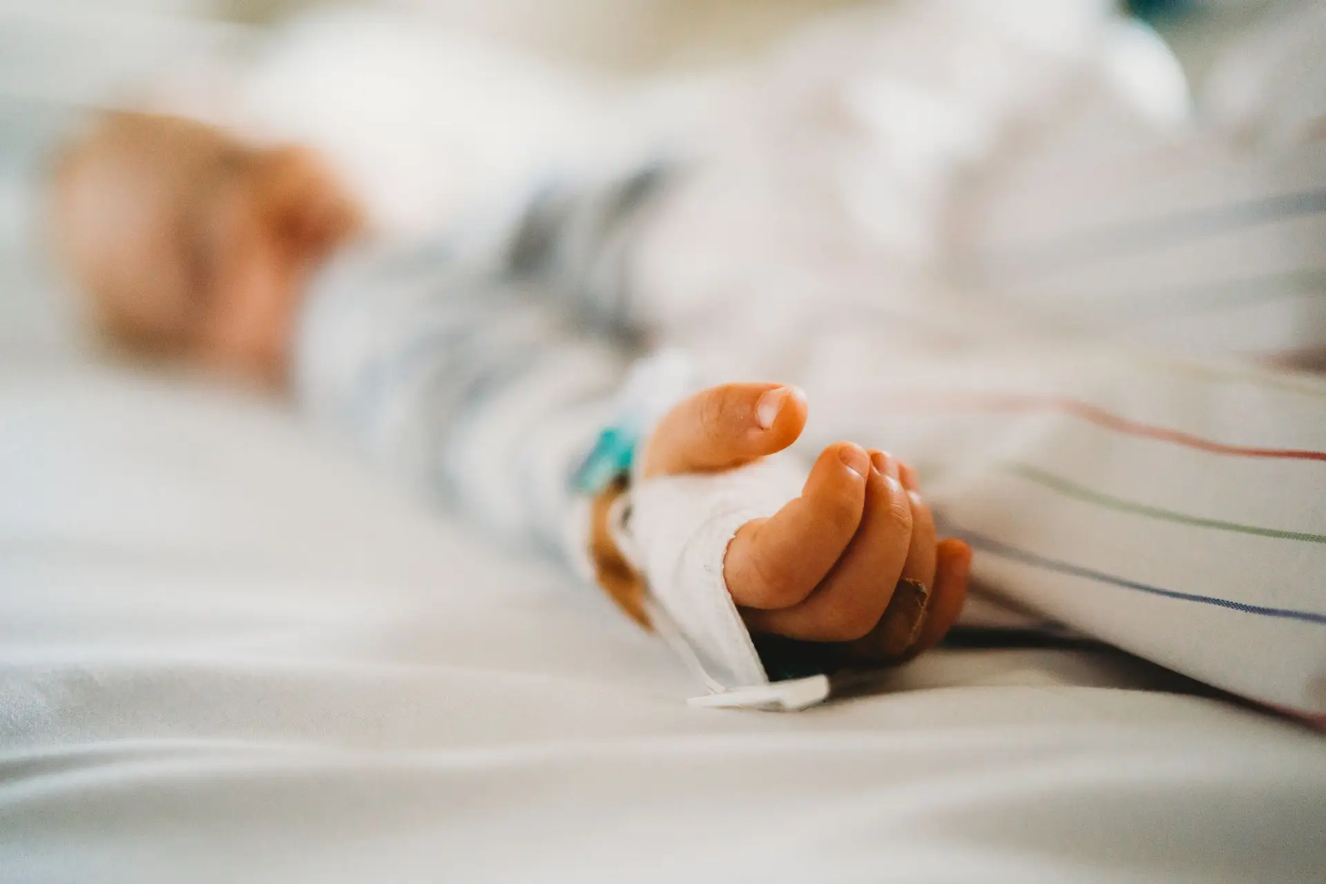 Casos de tuberculose diminuem nas crianças e aumentam nos adolescentes