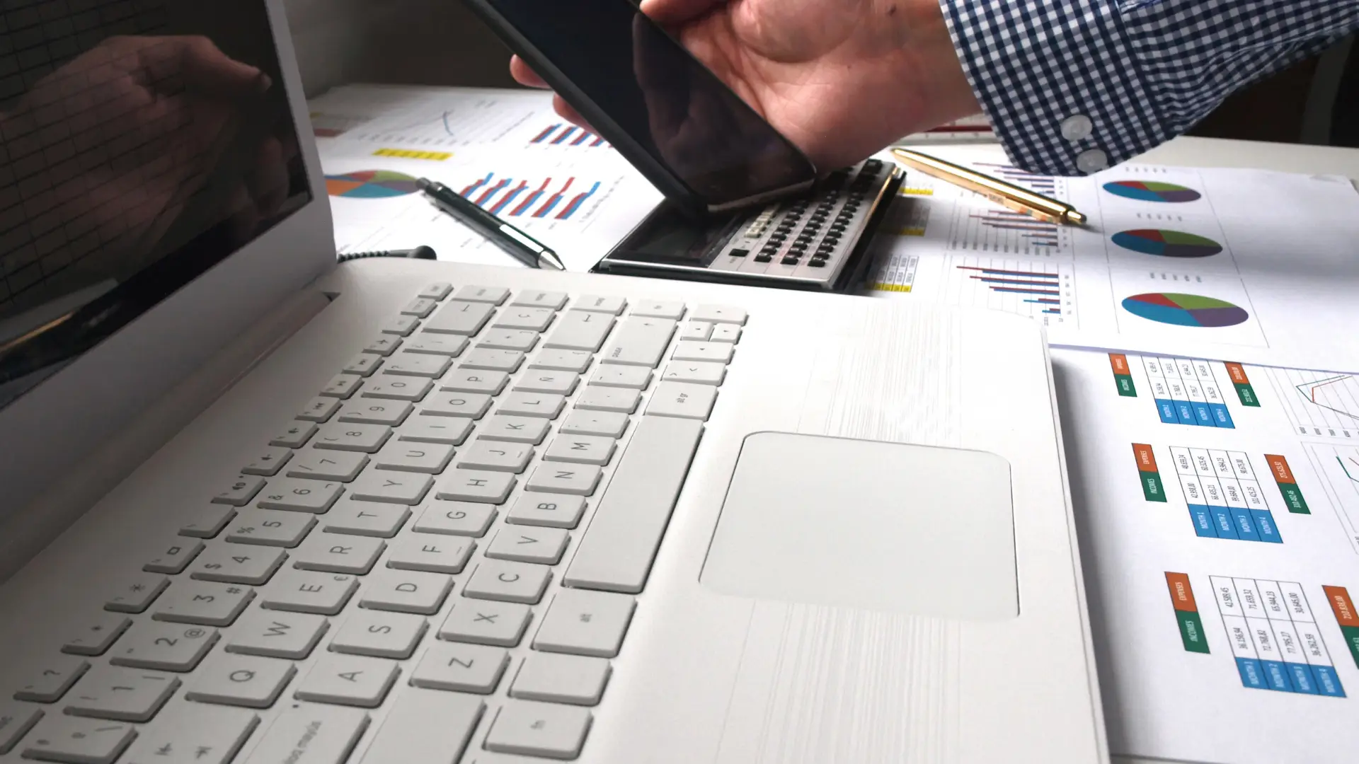 Empresas obrigadas a pagar compensação aos funcionários em teletrabalho a partir deste mês