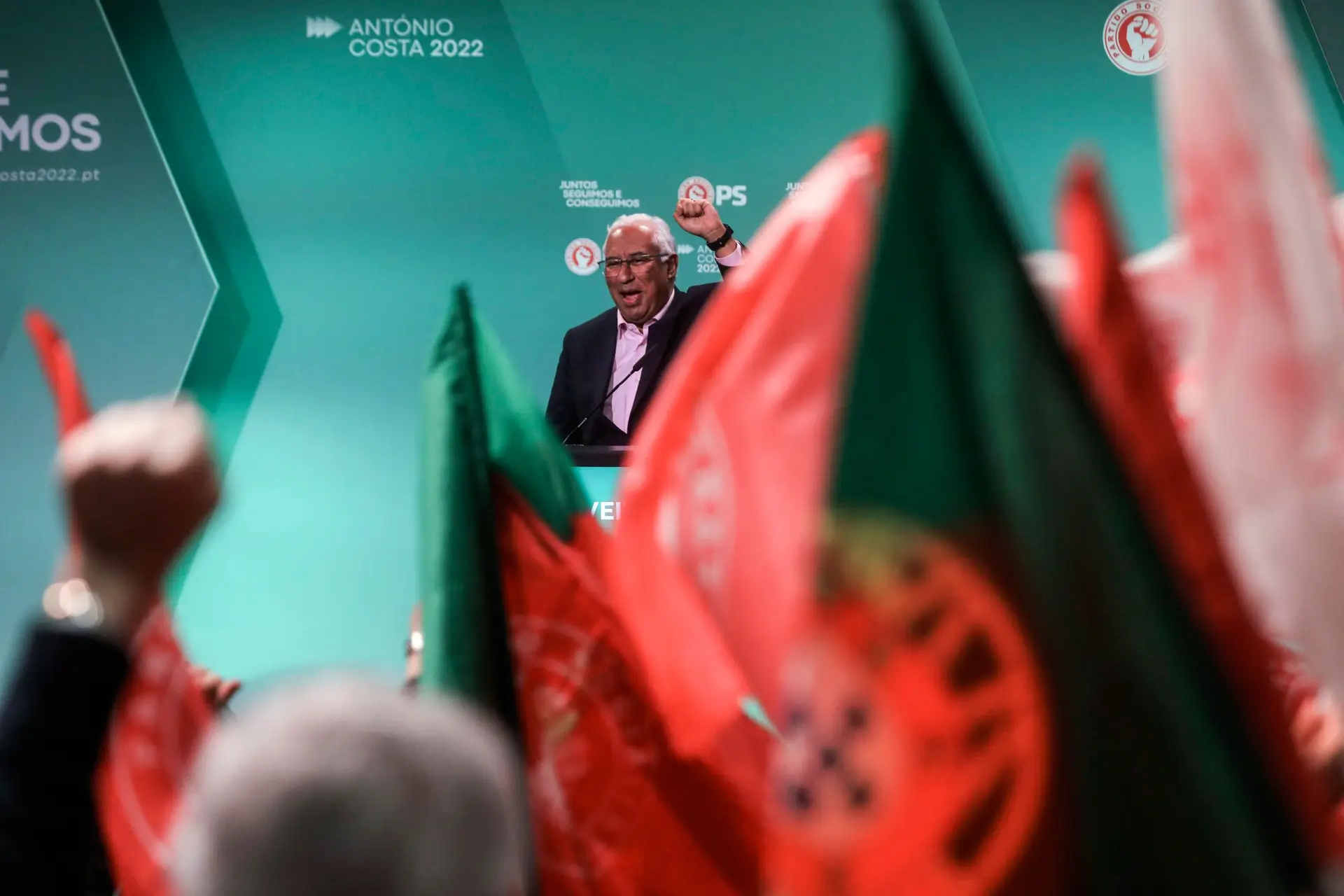 PS nunca ficará refém e dependente da extrema-direita, diz Costa