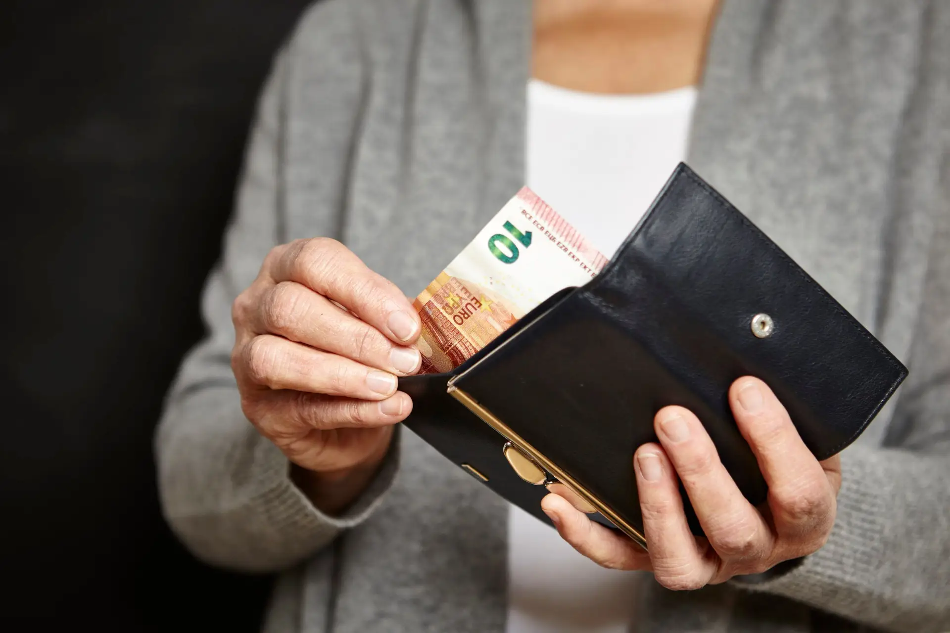 Impacto da Ómicron na economia irá provavelmente durar apenas “algumas semanas”