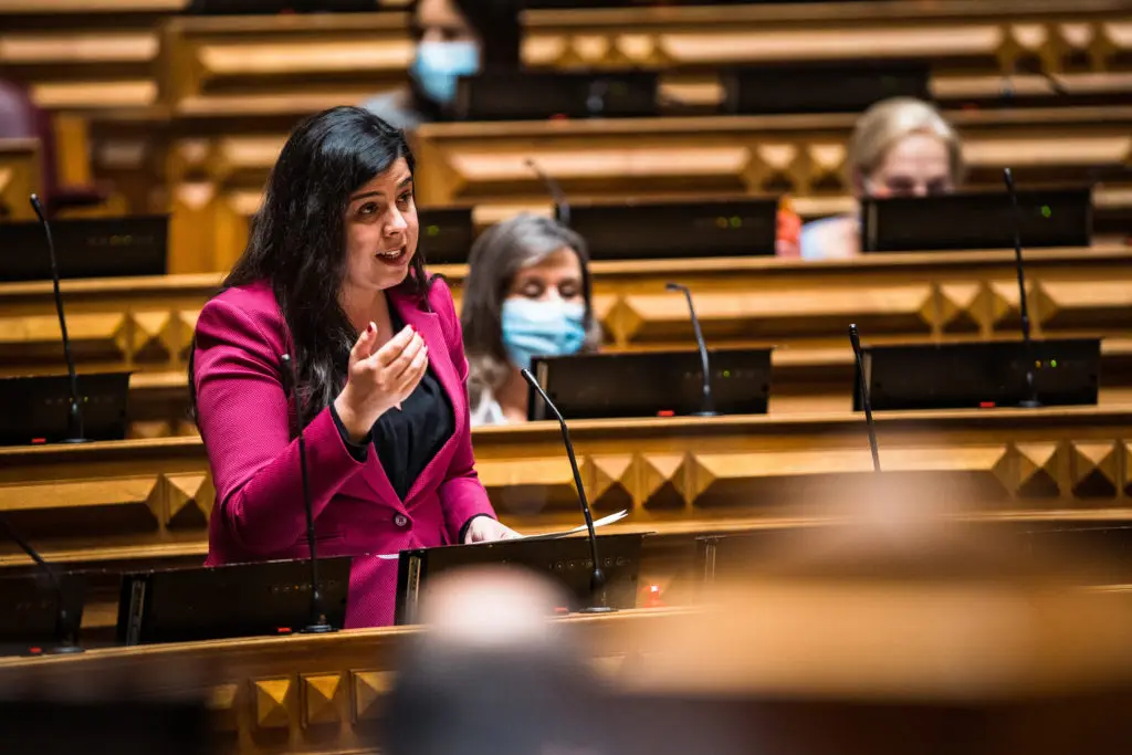 A discursar na Assembleia da República enquanto líder parlamentar do PAN, em maio de 2021. (Henrique Casinhas/ Getty Images)