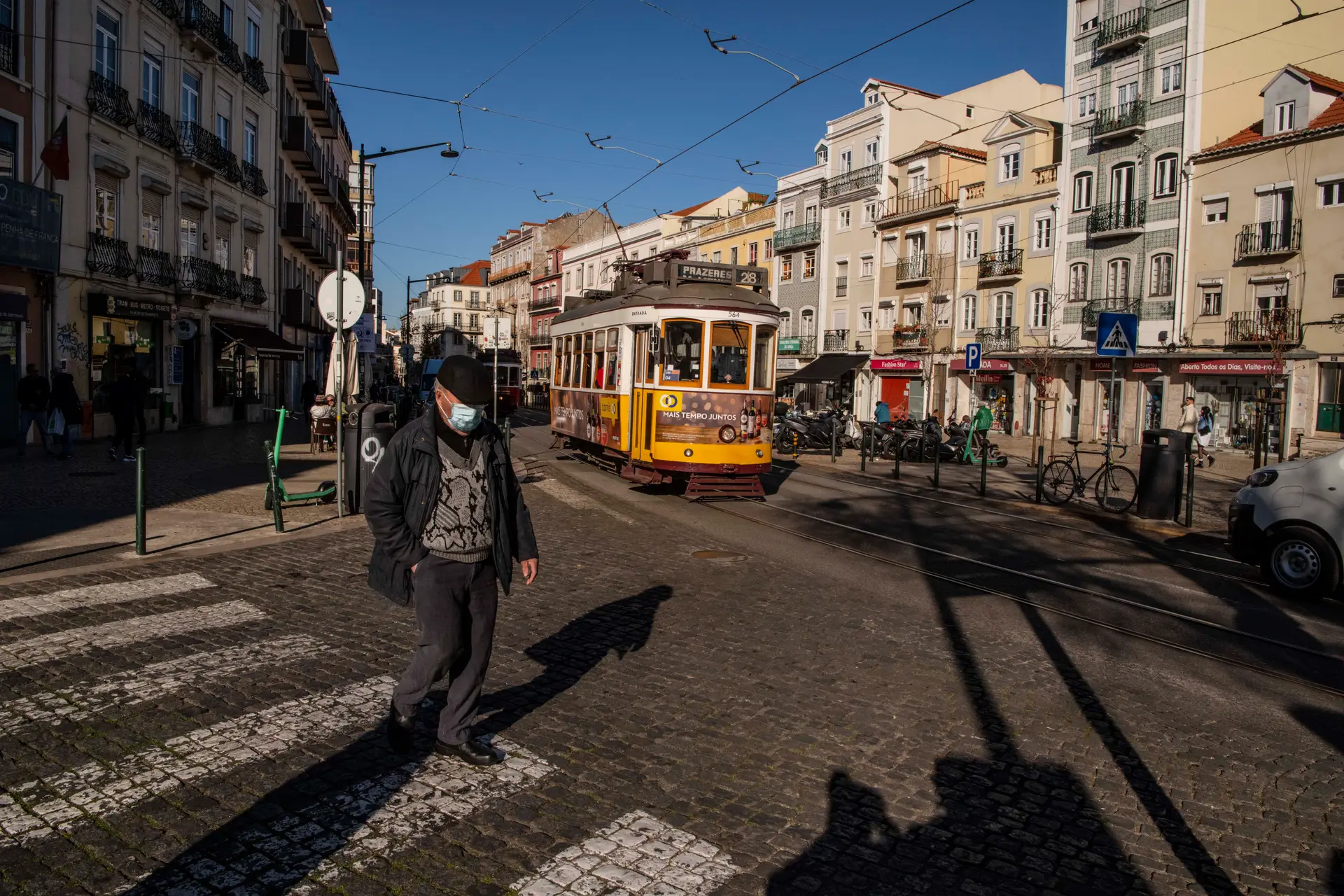 Mais 65.706 infeções (novo máximo) e 41 mortes por covid-19 em Portugal