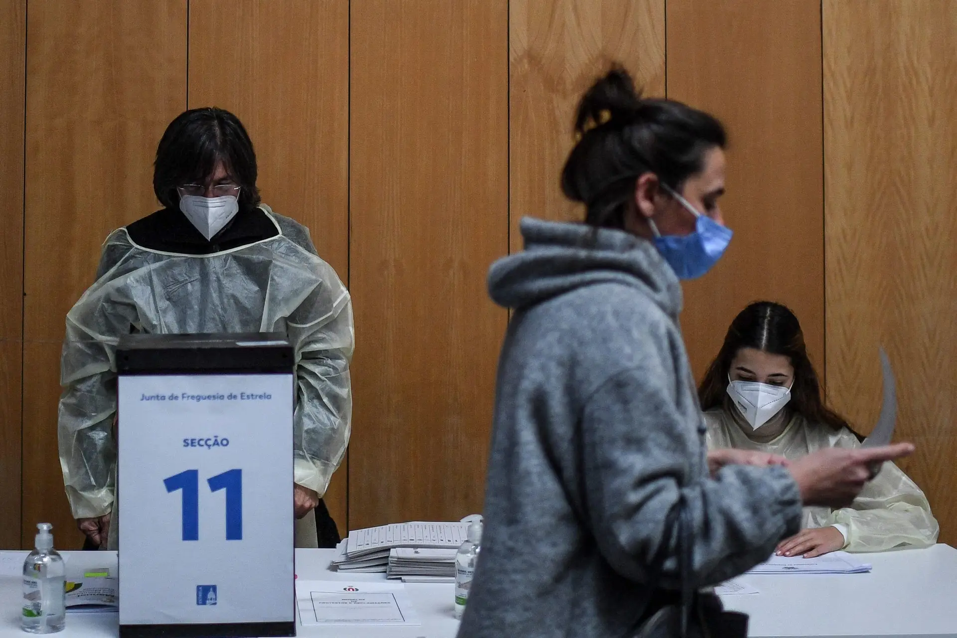 Portugal com mais 29 mortes e 45.335 novos casos de covid-19