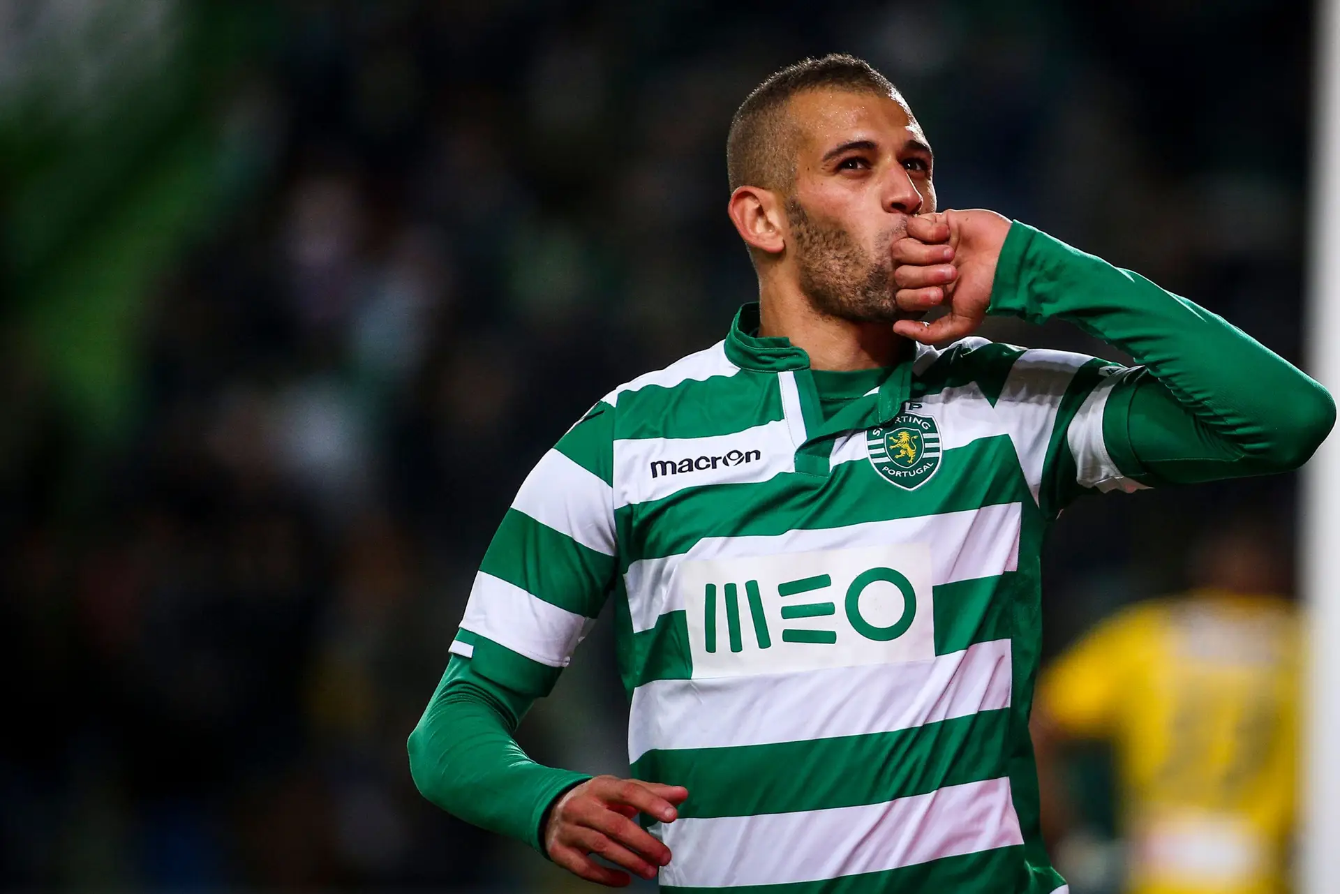Slimani regressa ao Sporting seis anos depois