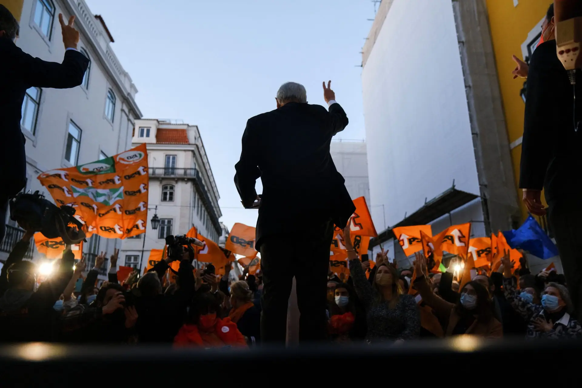 Ex-líder da JSD pede Congresso para reconstruir PSD