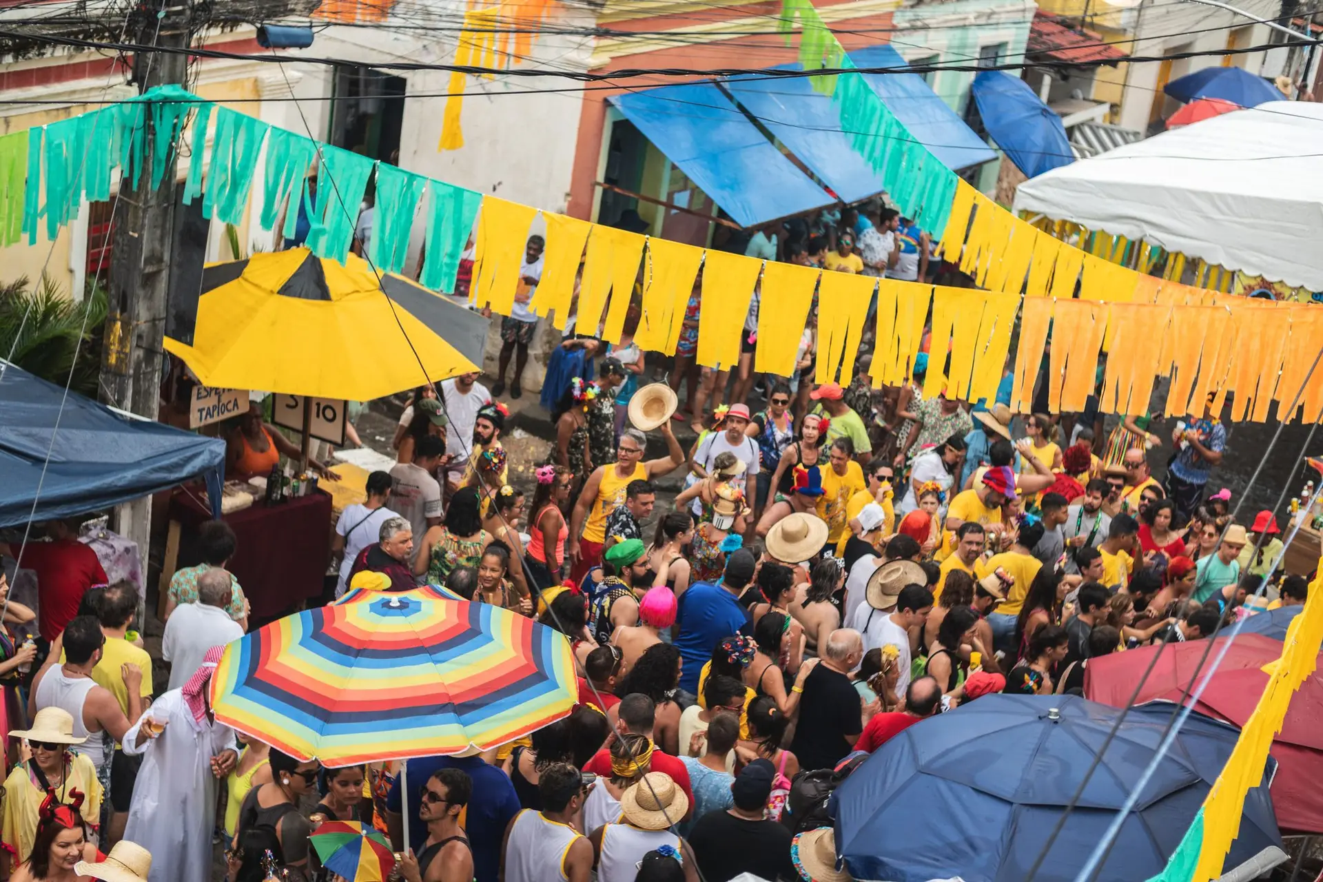 Rio de Janeiro anuncia subsídio devido ao cancelamento do Carnaval