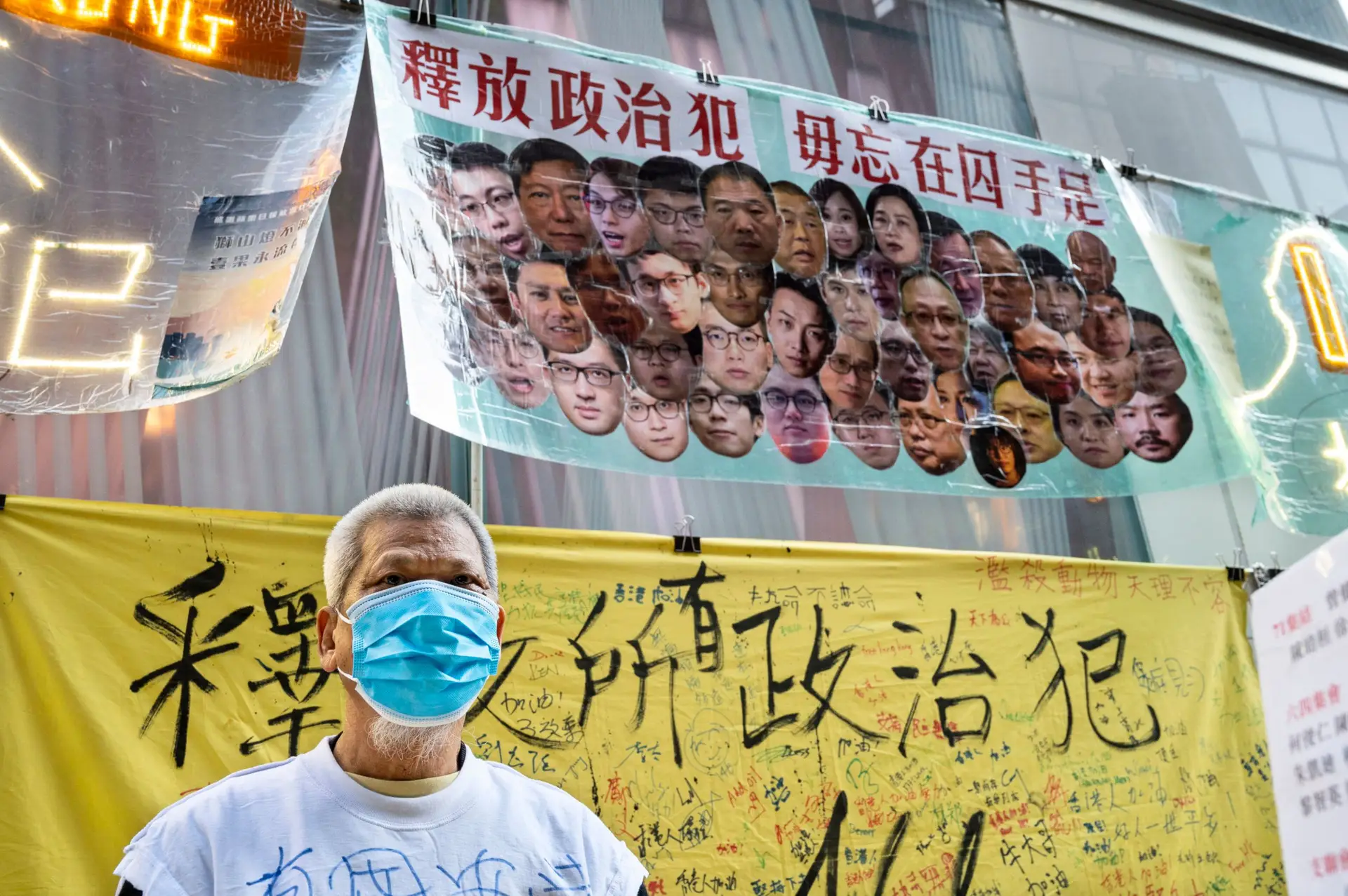 Hong Kong: ativista septuagenário detido em protesto contra Jogos Olímpicos