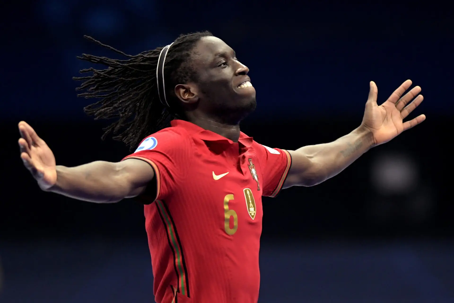 Zicky eleito o melhor jogador do Europeu de futsal