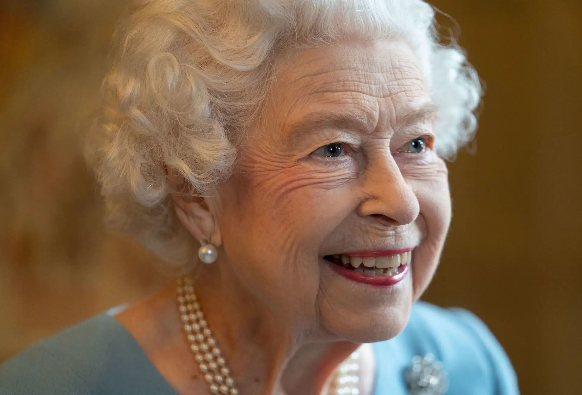 Rainha Isabel II está há 70 anos no trono