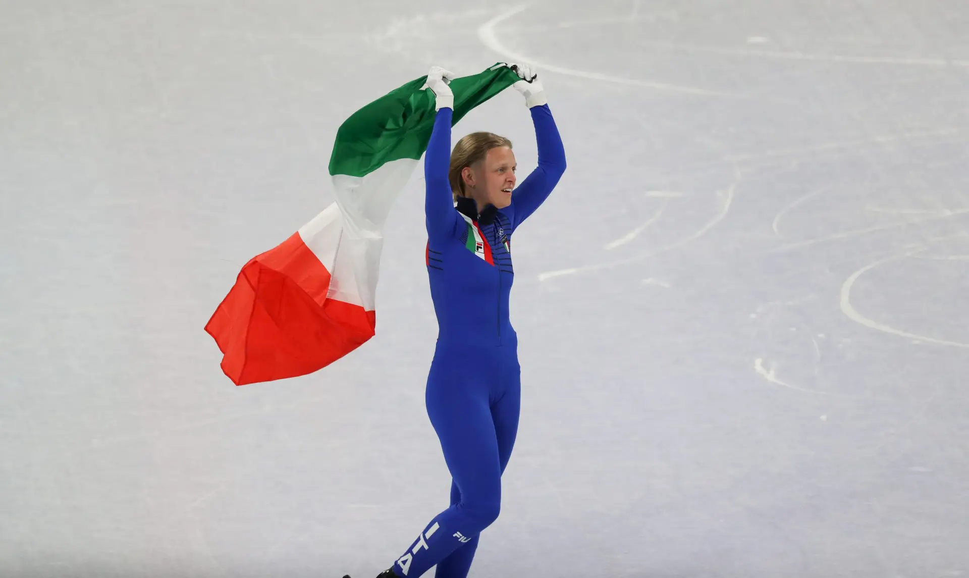 Pequim 2022: Fontana reforça estatuto de patinadora mais medalhada de sempre em pista curta