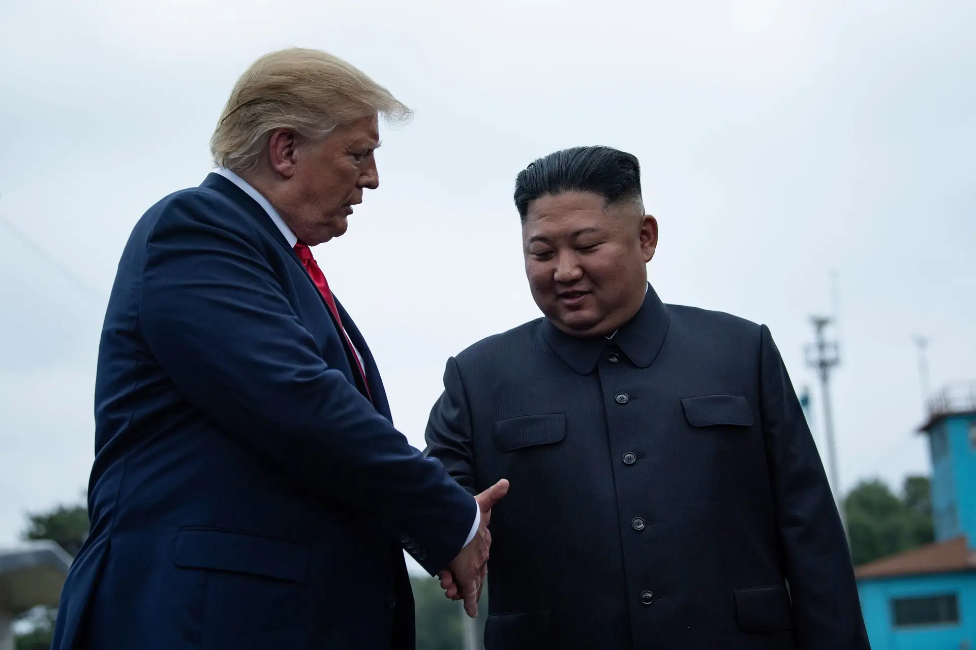Trump guardou cartas de Kim Jong Un após deixar Casa Branca