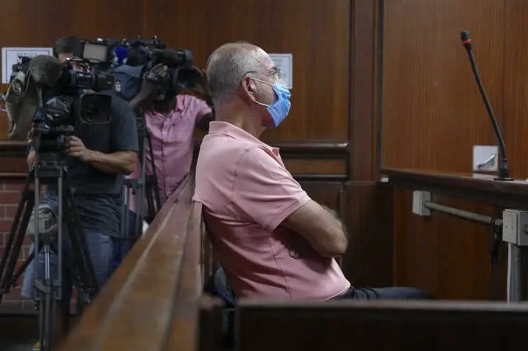 Defesa de Rendeiro e MP sul-africano reúnem-se sexta-feira para enviar documentos