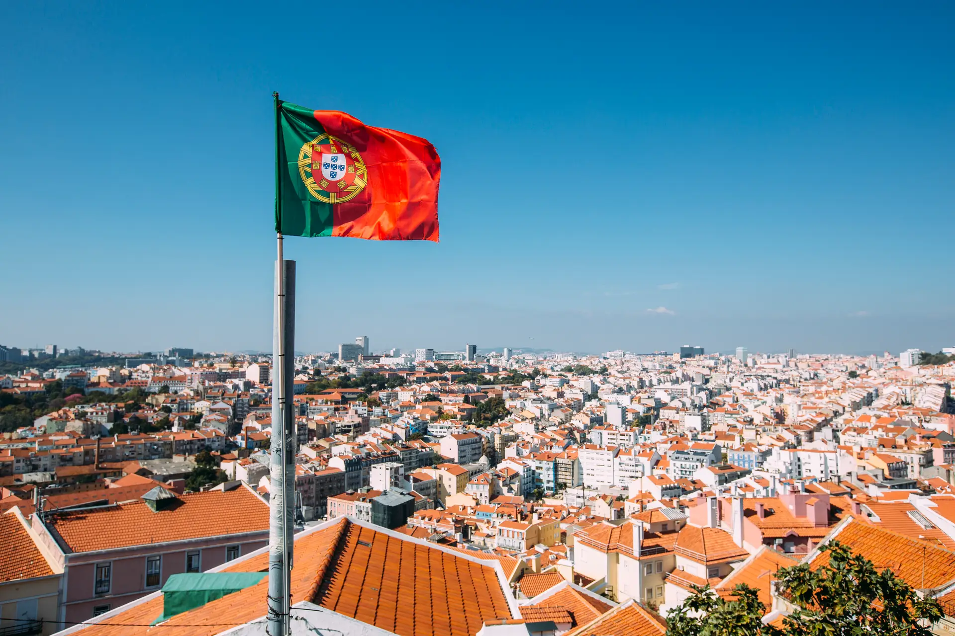 Fim das restrições na Europa: Portugal deve seguir o mesmo caminho?