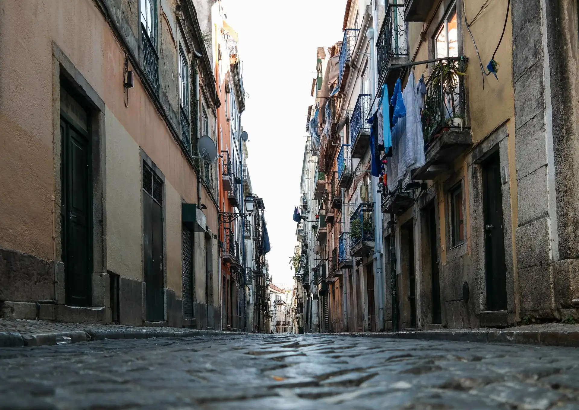 Identificadas 26 mil famílias em situação habitacional “indigna” na região de Lisboa