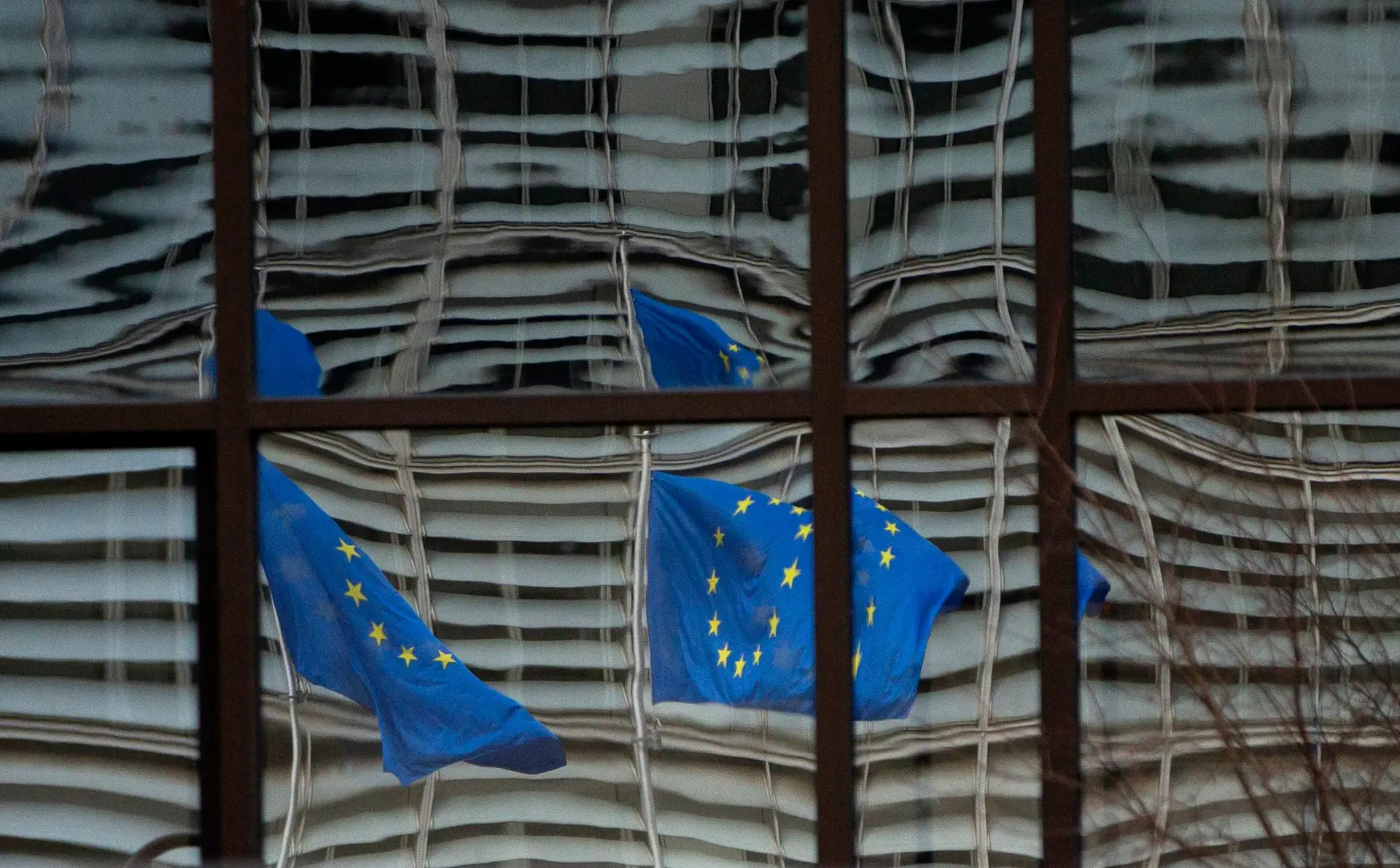 Bruxelas condena “veementemente inaceitáveis” ataques informáticos em Portugal