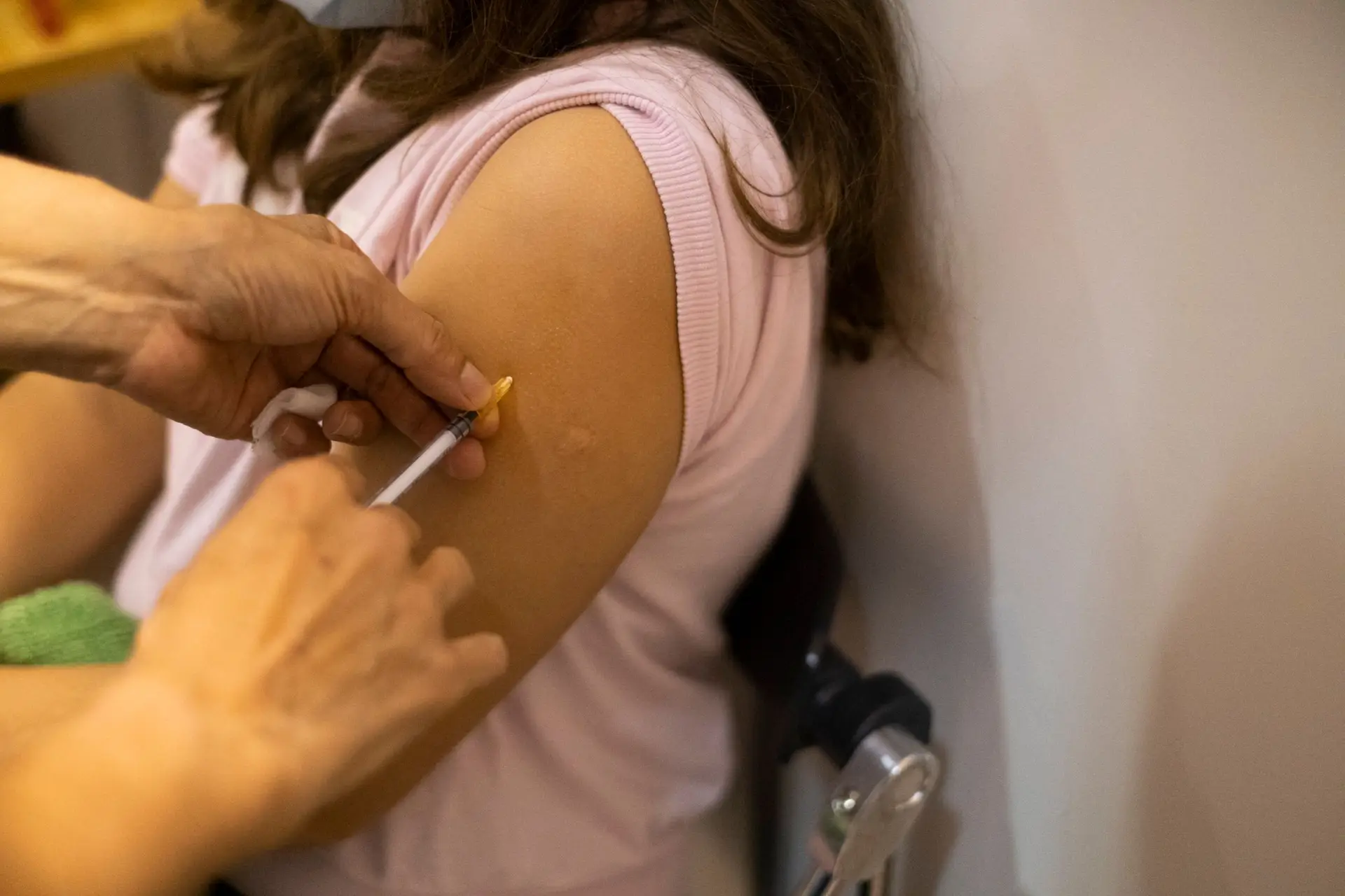 Covid-19: mais de 5,5 milhões doses de reforço administradas em Portugal