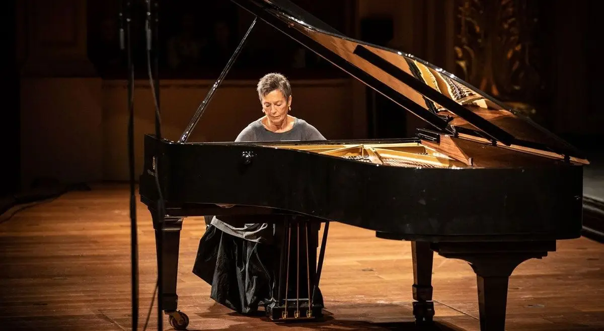 Pianista Maria João Pires sofre AVC, concertos estão cancelados - SIC  Notícias