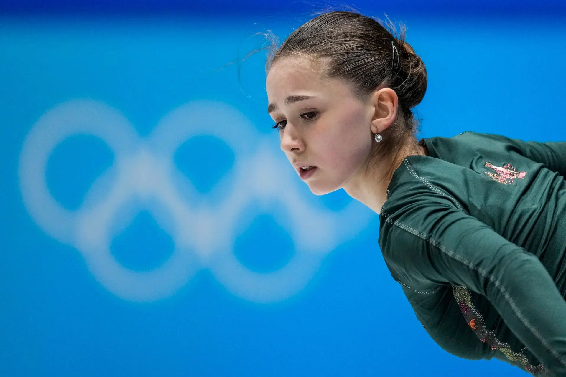 Pequim2022: COI vai aguardar por decisão final no caso Valieva para entregar medalhas