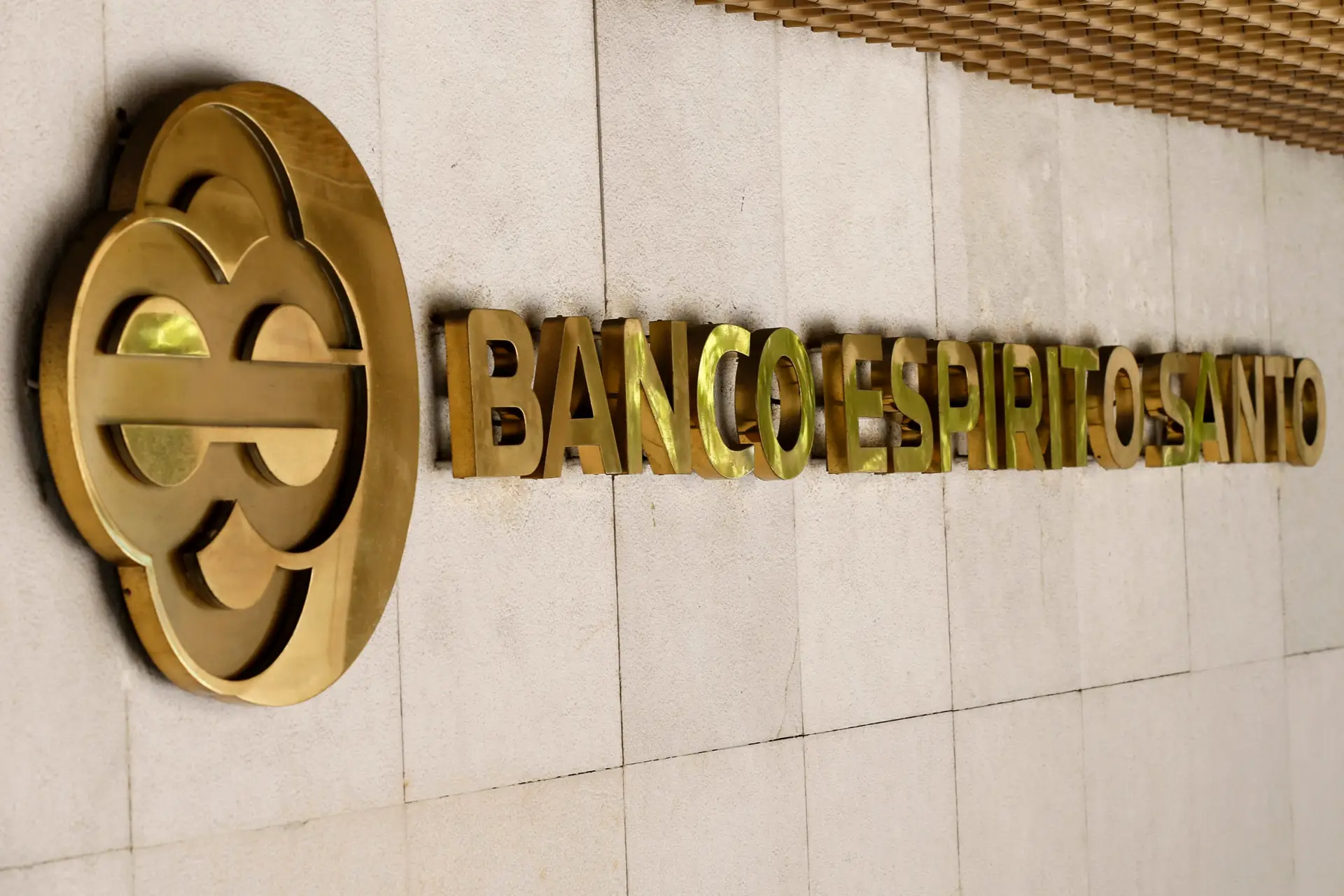 BES: Advogado espera estatuto de vítima para os 1600 lesados “nos próximos dias ou semanas”