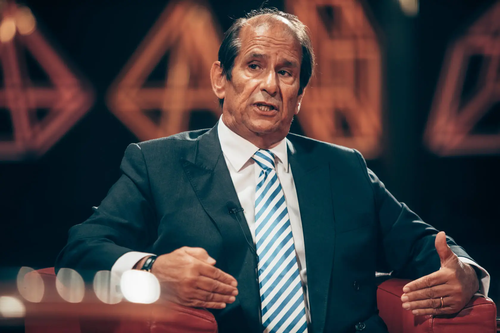 Miguel Mattos Chaves anuncia candidatura à liderança do CDS