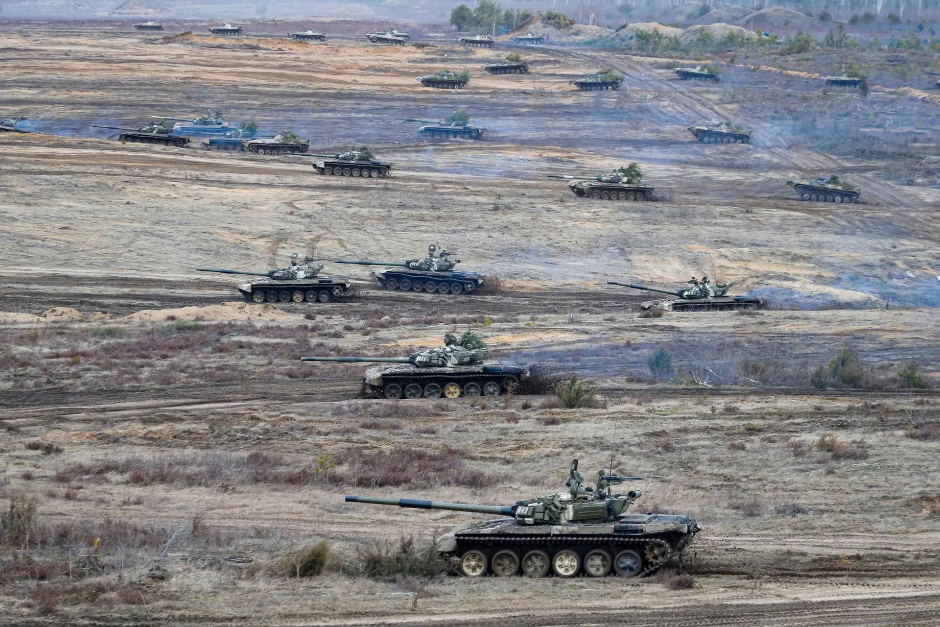 Ucrânia: NATO diz que permanência russa na Bielorrússia é prenúncio de invasão