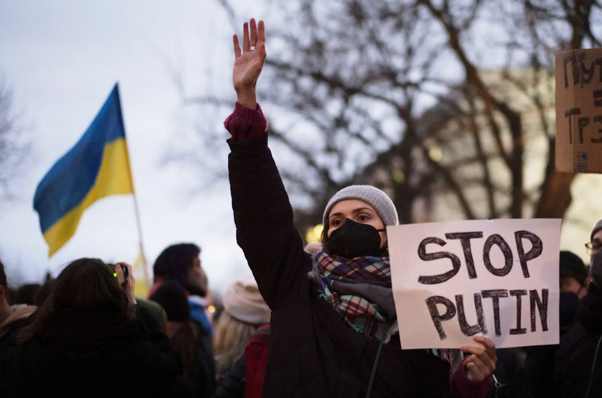 “Vamos lutar pelo nosso país”: ucranianos em protesto 