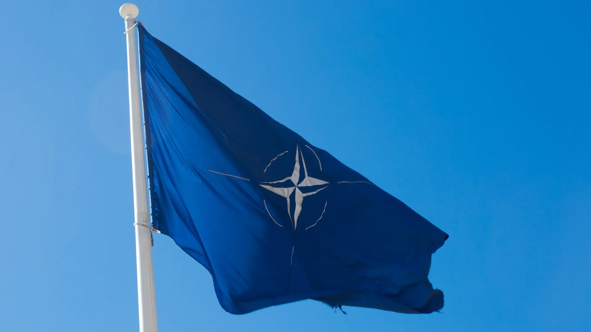 Ucrânia: NATO convoca reunião de emergência para avaliar situação