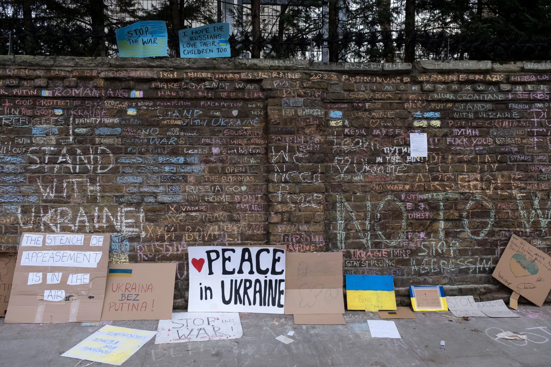 Reino Unido quer acabar com “o dinheiro sujo dos oligarcas russos” no país