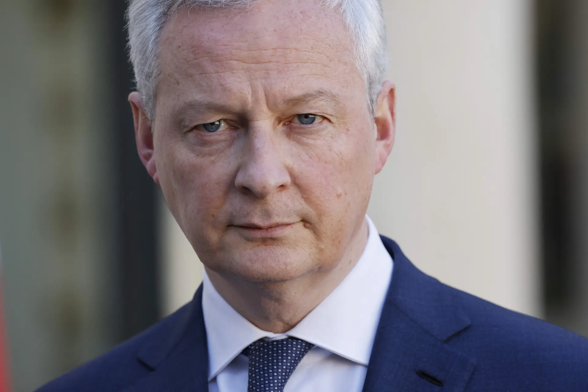 O ultimato de França: “Vamos provocar o colapso da economia russa” 