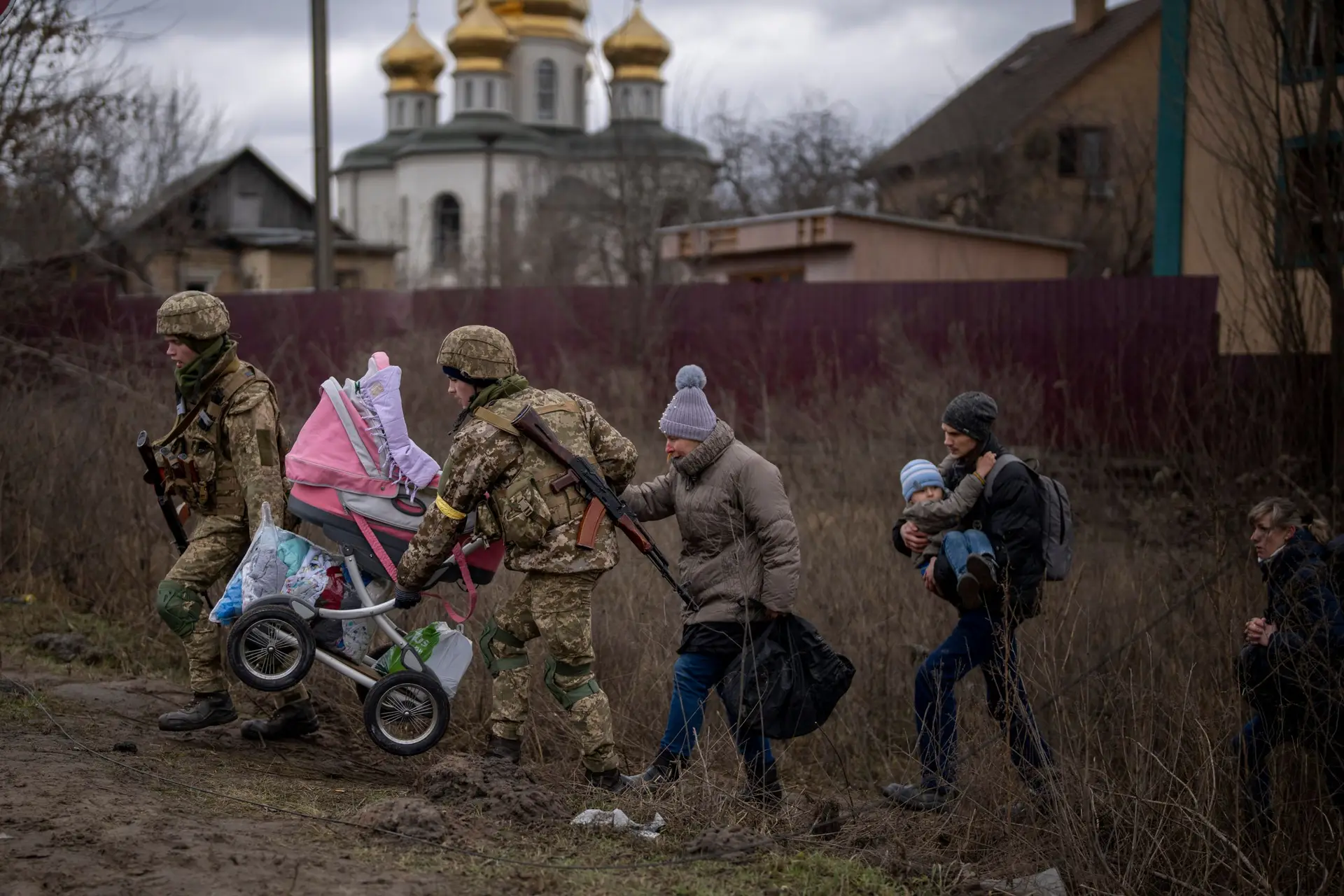 Rússia acusa nacionalistas ucranianos de impedir evacuação de Mariupol e Volnovakha