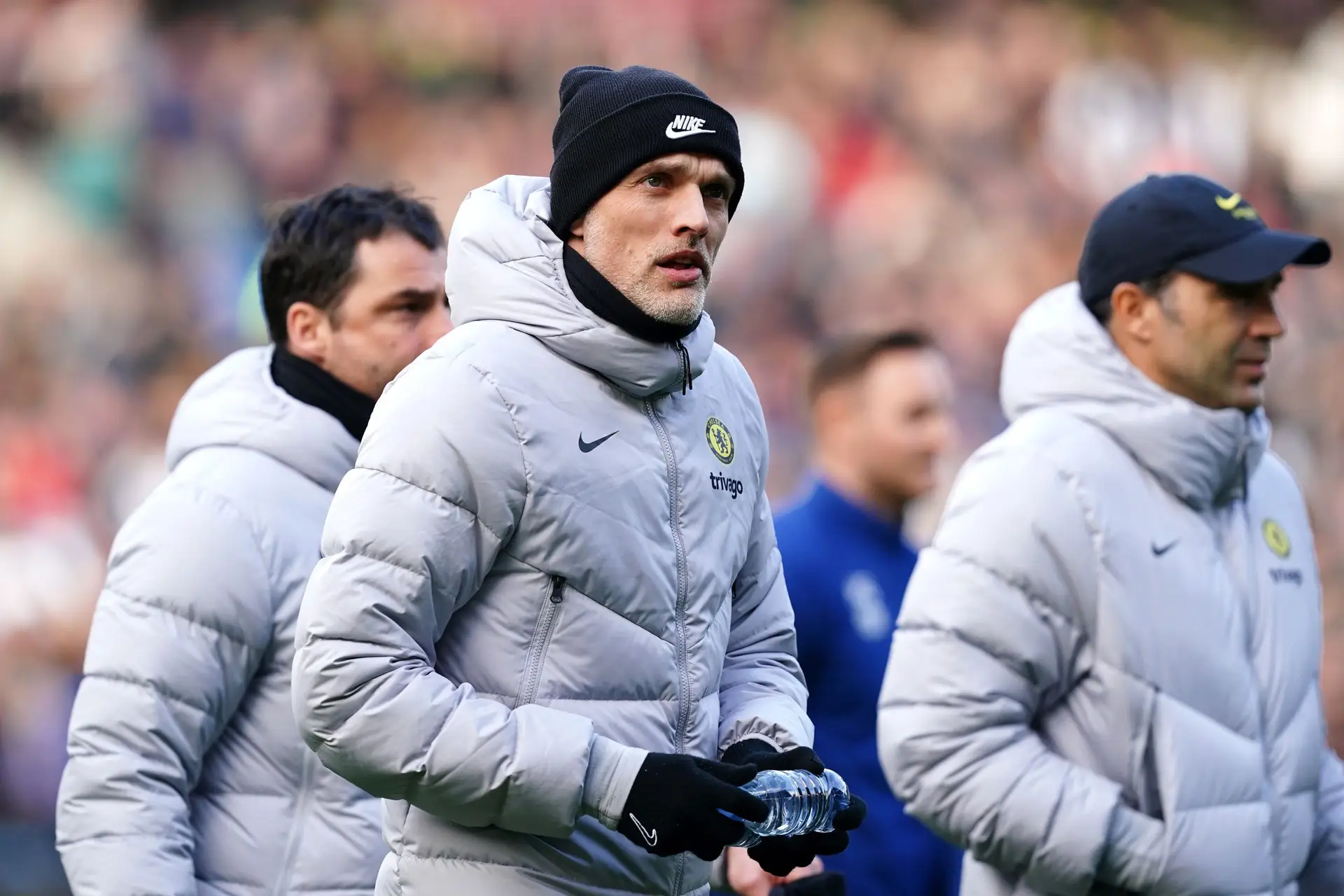 Treinador do Chelsea critica adeptos que cantaram nome de Abramovich