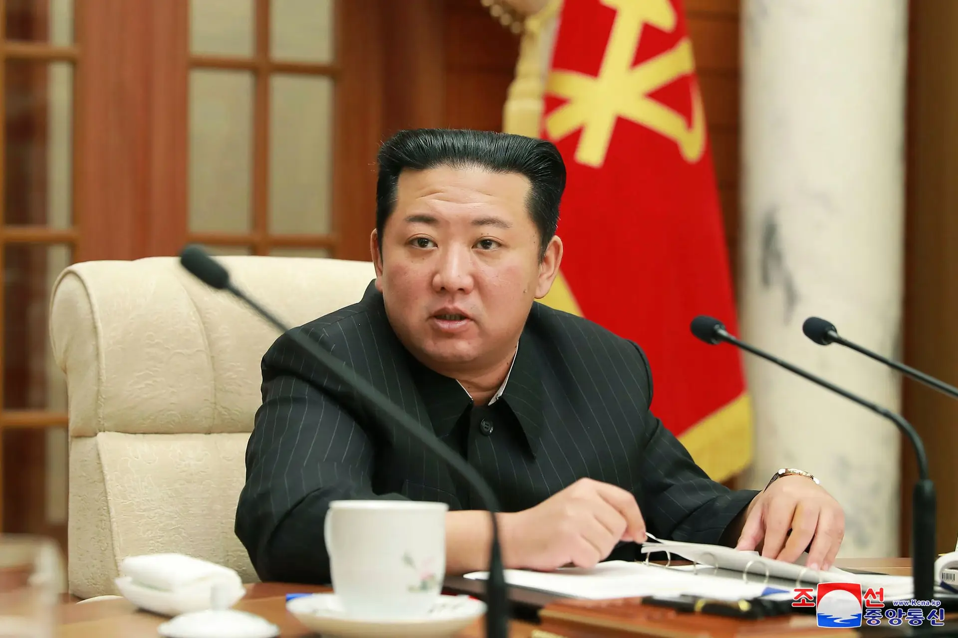 Coreia do Norte lança “projétil não identificado” para leste